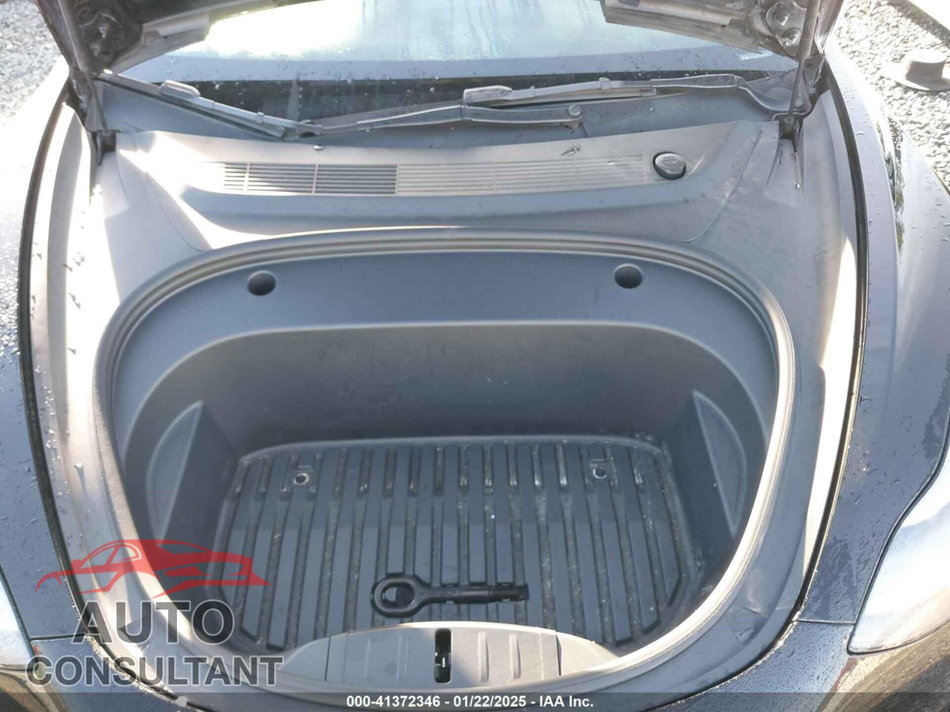 TESLA MODEL 3 2022 - 5YJ3E1EA4NF252199