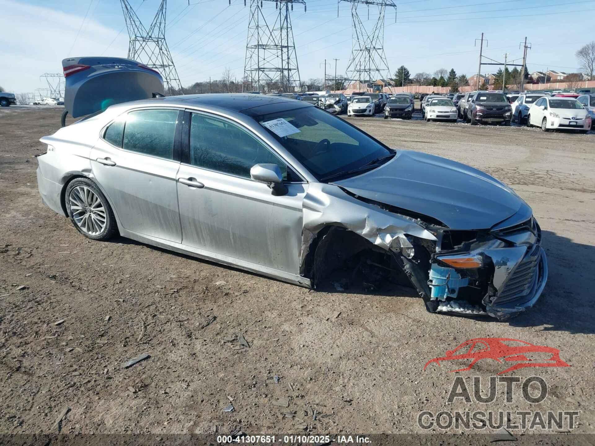 TOYOTA CAMRY 2019 - 4T1B11HK4KU790590