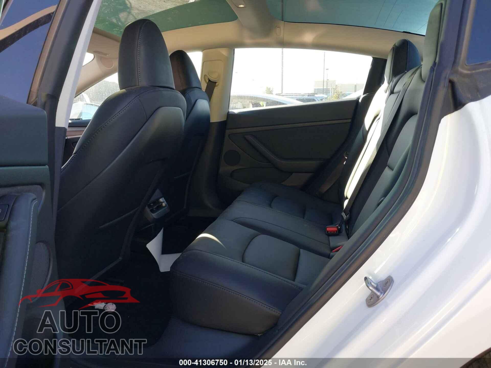 TESLA MODEL 3 2023 - 5YJ3E1EA8PF573259