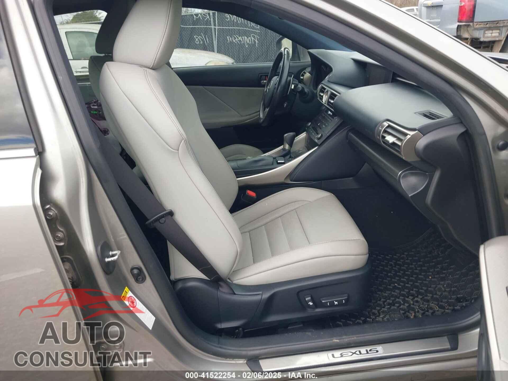 LEXUS IS 250 2015 - JTHCF1D27F5025193