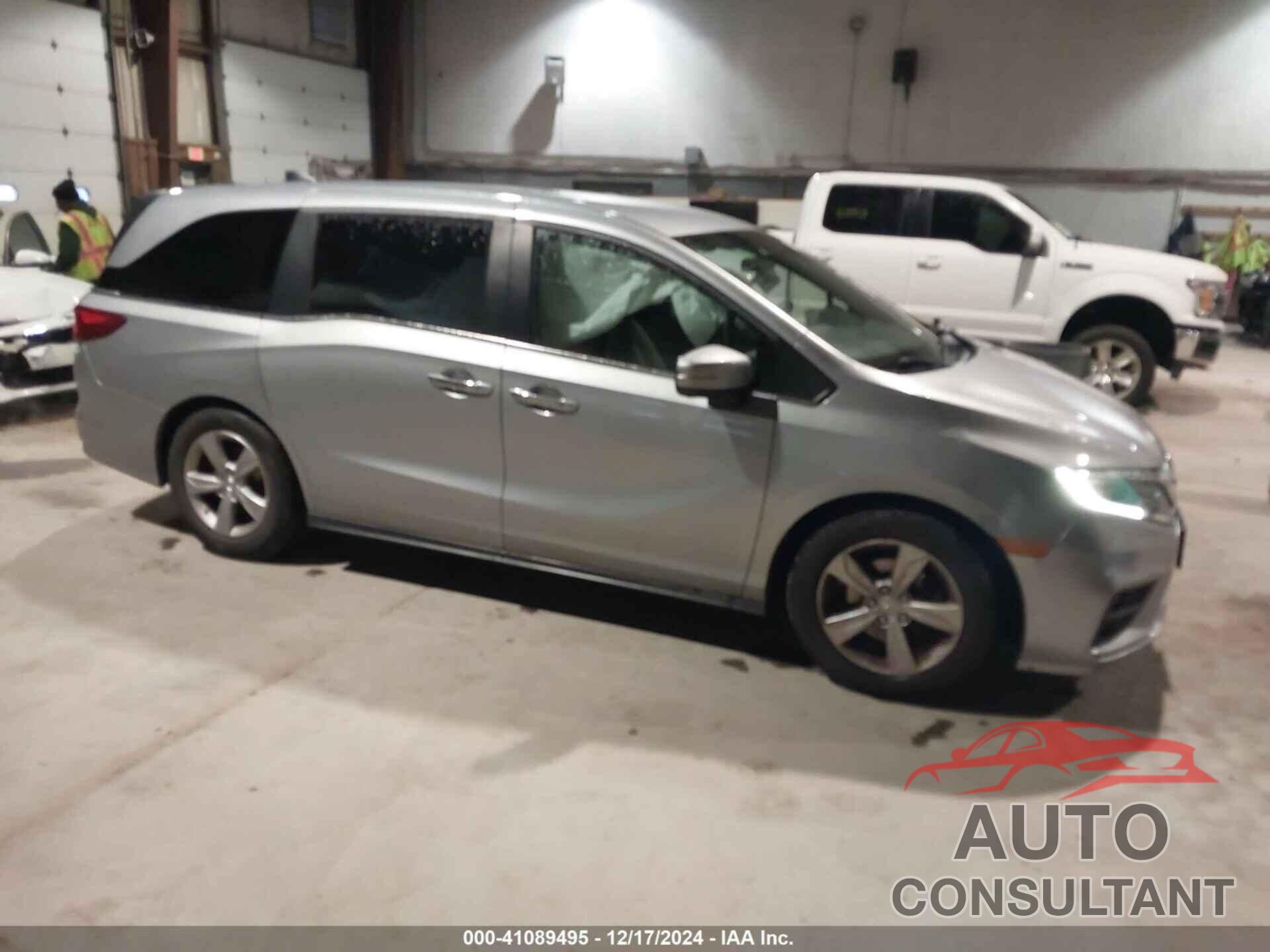 HONDA ODYSSEY 2020 - 5FNRL6H51LB037100