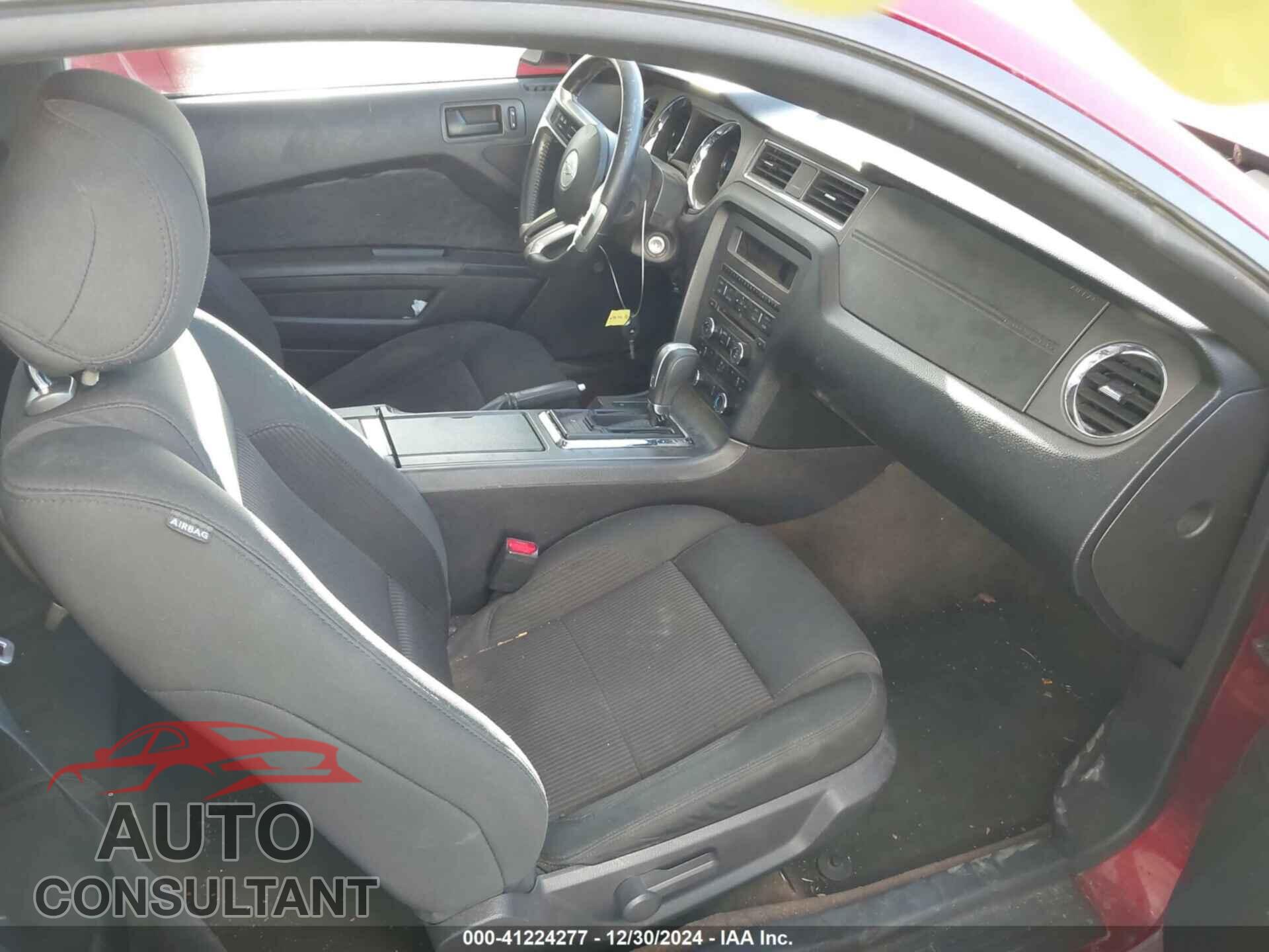 FORD MUSTANG 2014 - 1ZVBP8AM3E5217196