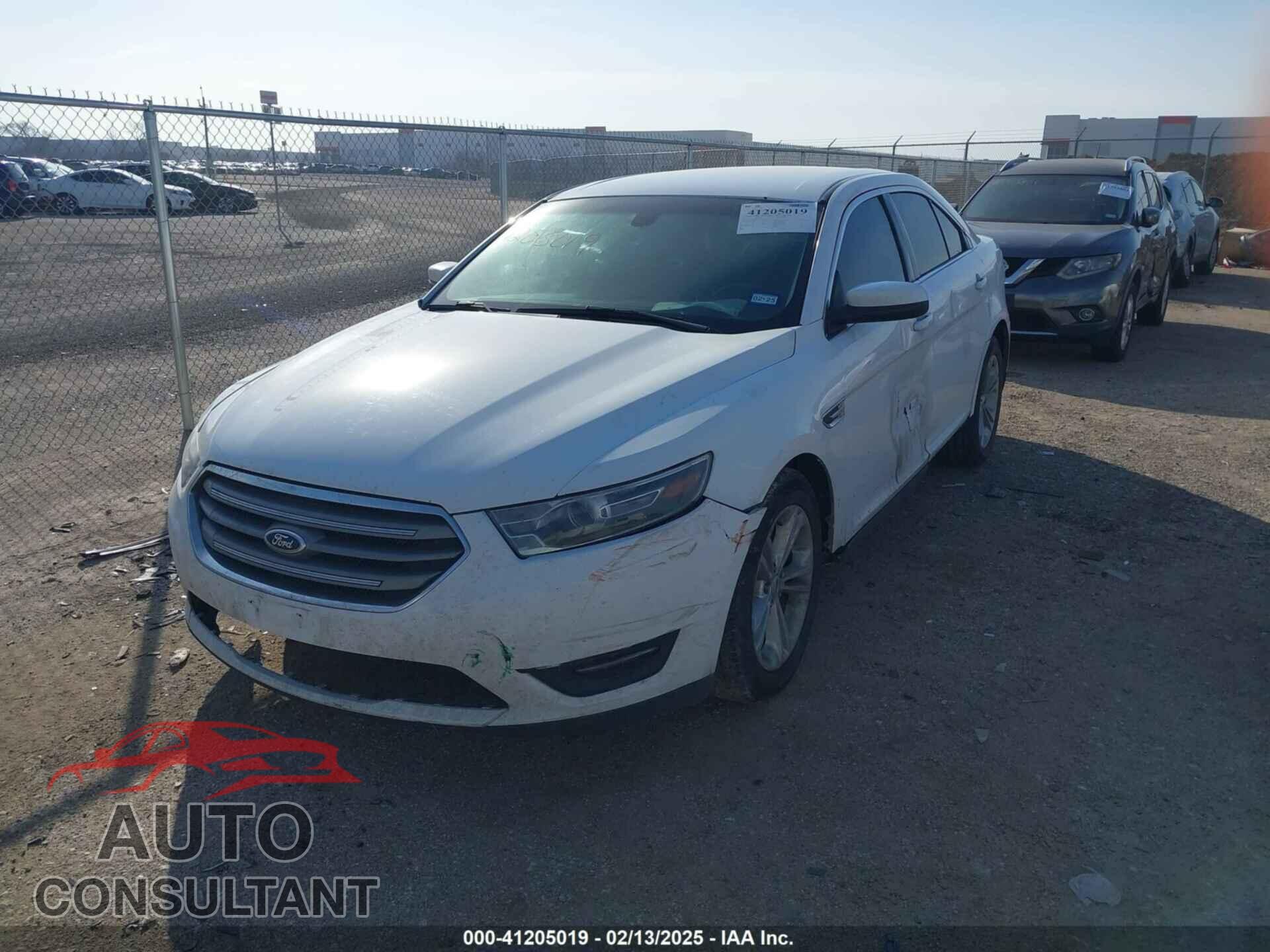 FORD TAURUS 2015 - 1FAHP2E84FG142253