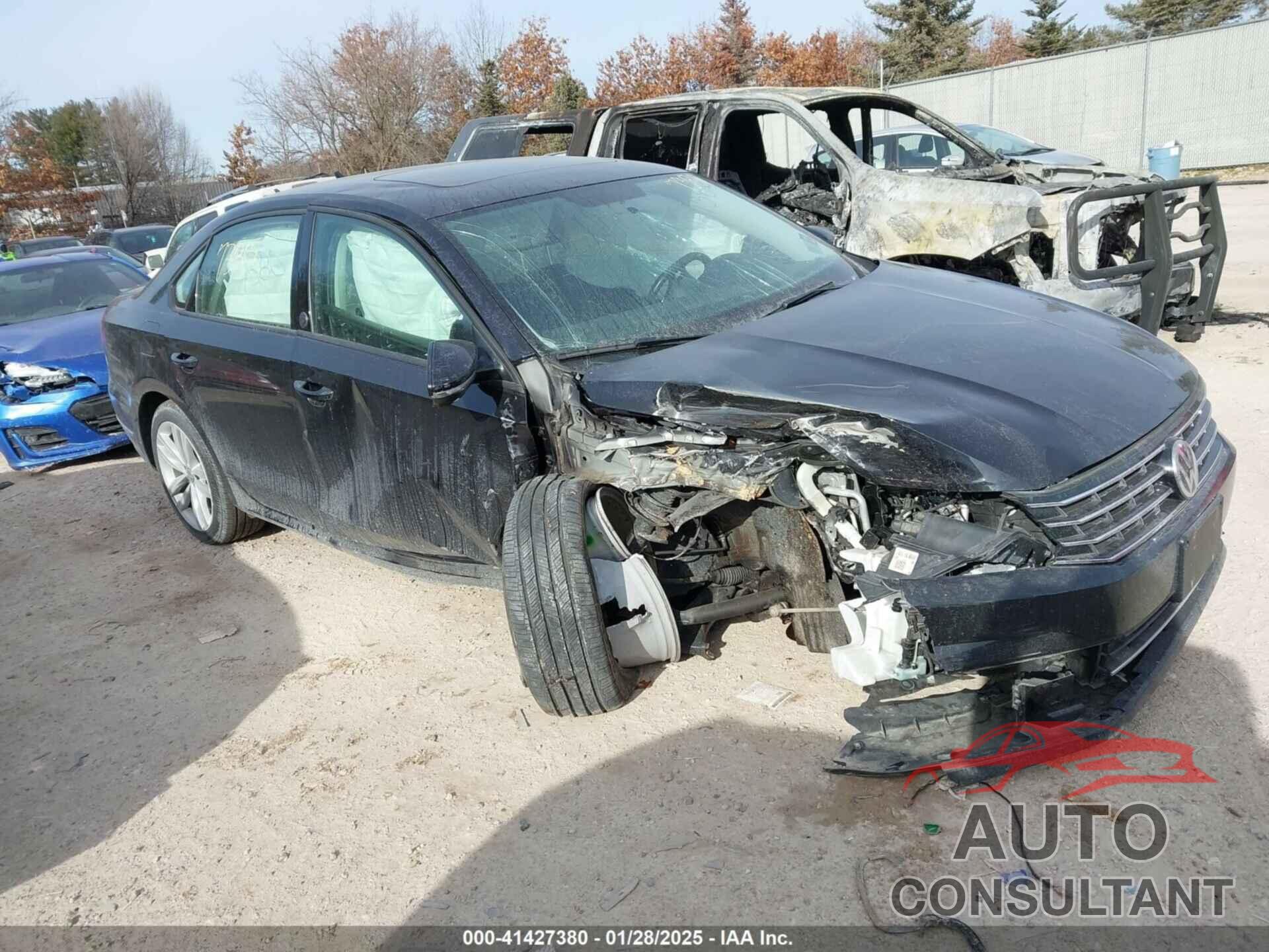 VOLKSWAGEN PASSAT 2019 - 1VWLA7A34KC011710