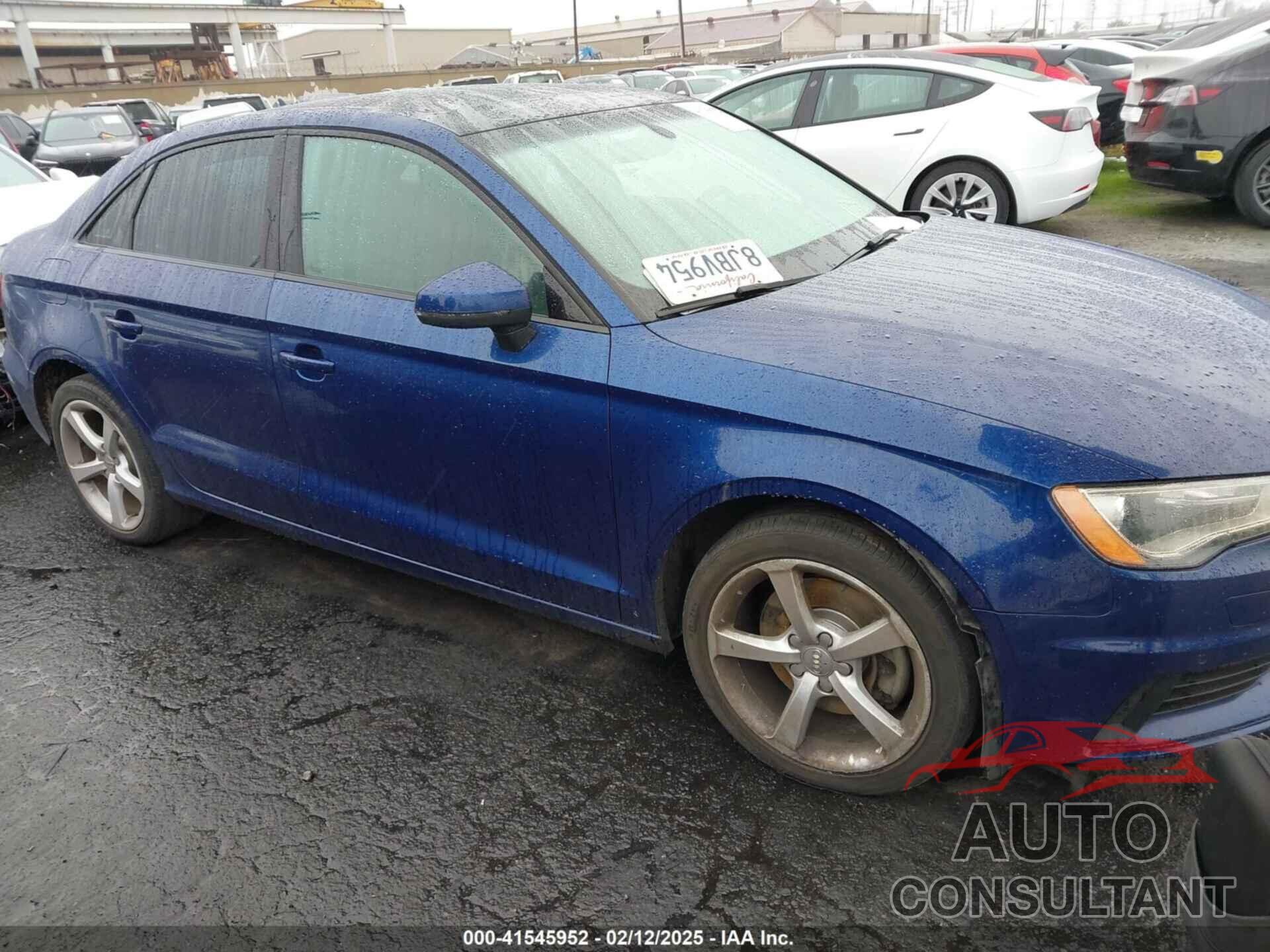 AUDI A3 2016 - WAUA7GFF7G1036886