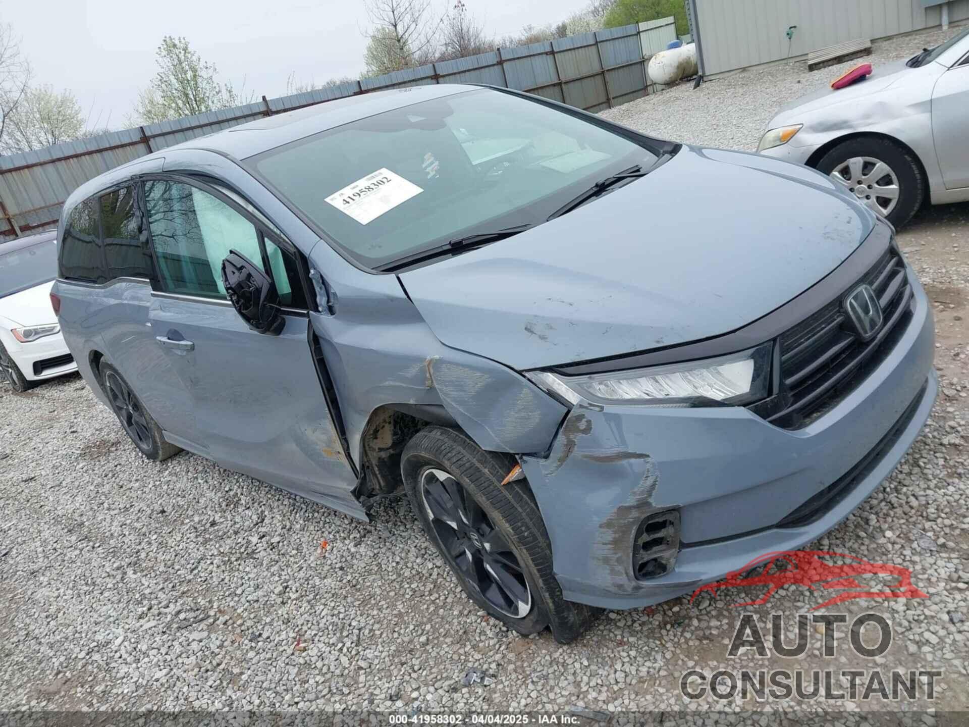 HONDA ODYSSEY 2024 - 5FNRL6H78RB048170