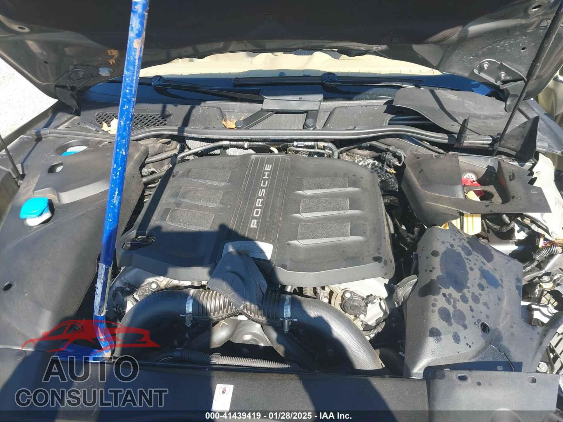 PORSCHE CAYENNE 2017 - WP1AB2A27HLA53653