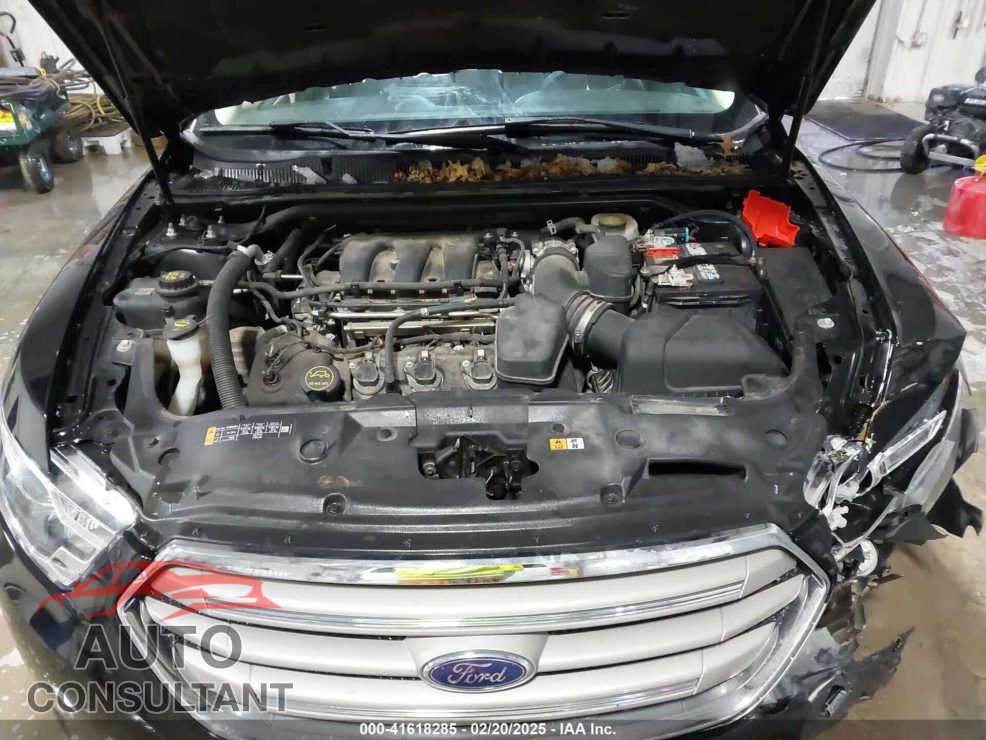 FORD TAURUS 2017 - 1FAHP2D88HG122589