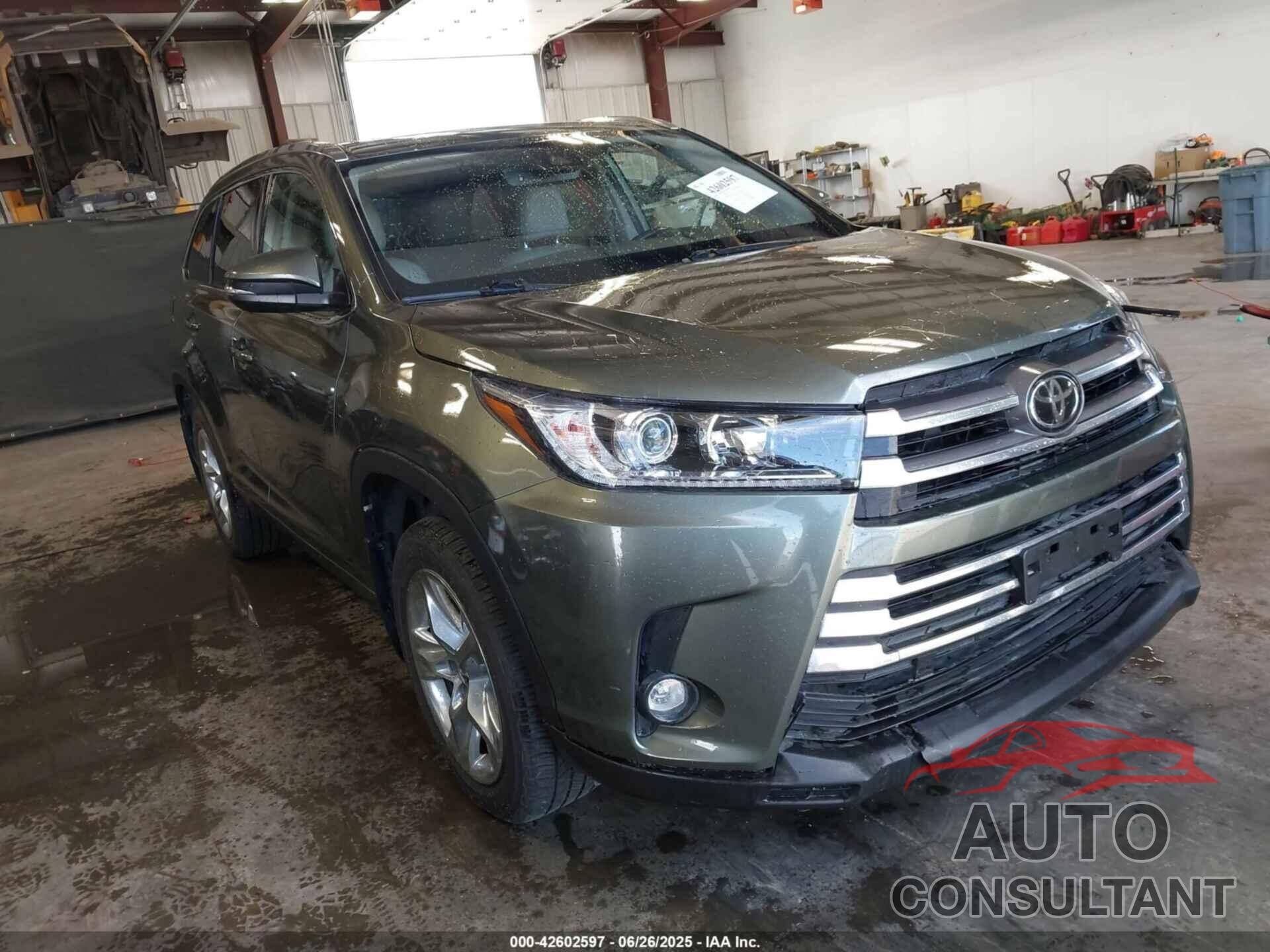 TOYOTA HIGHLANDER 2019 - 5TDDZRFH3KS917491