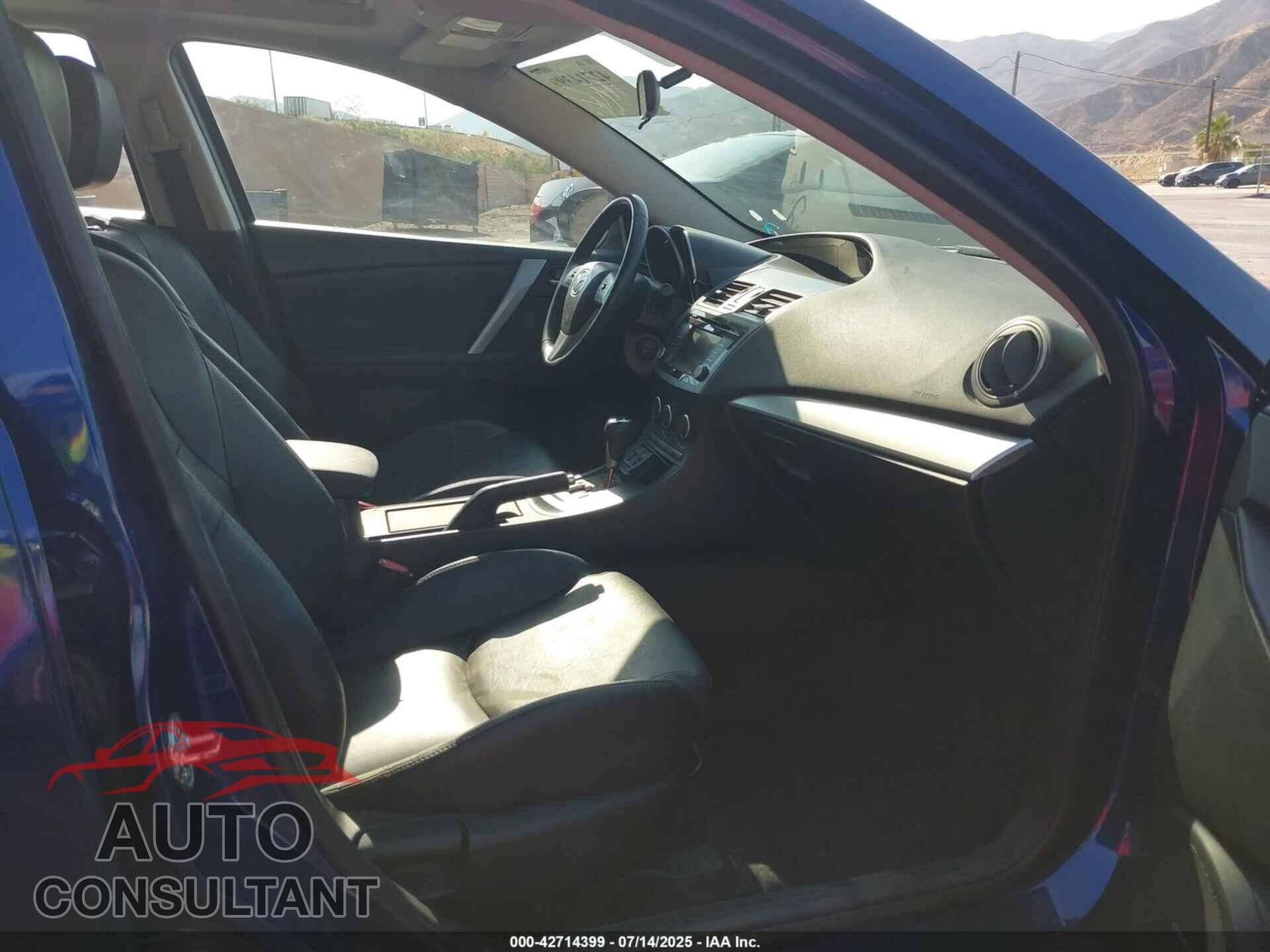 MAZDA MAZDA3 2013 - JM1BL1MP8D1720966