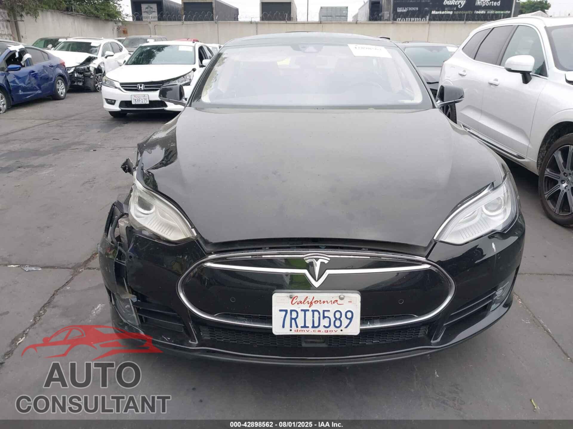 TESLA MODEL S 2015 - 5YJSA1E18FF118997