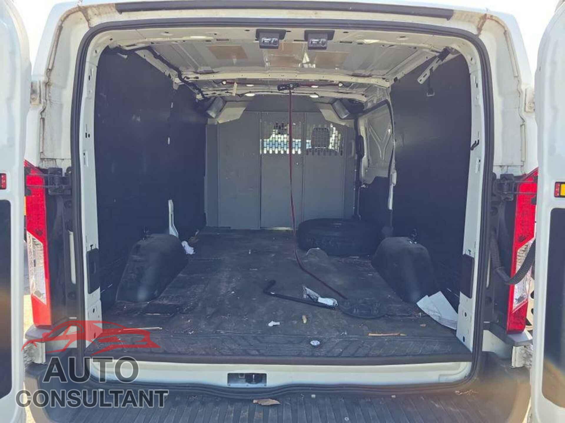 FORD TRANSIT-250 2018 - 1FTYR1YM9JKA77820
