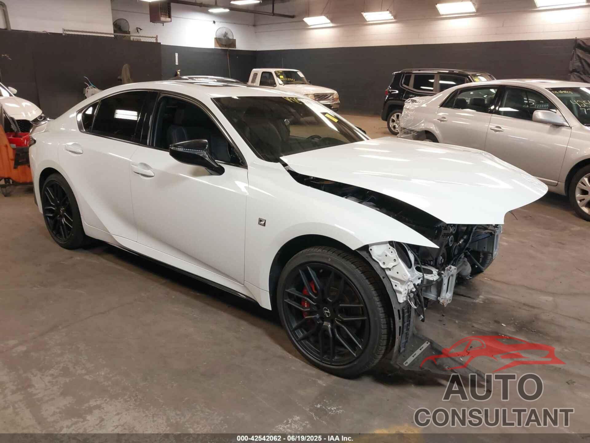 LEXUS IS 350 2021 - JTHGZ1E24M5019582