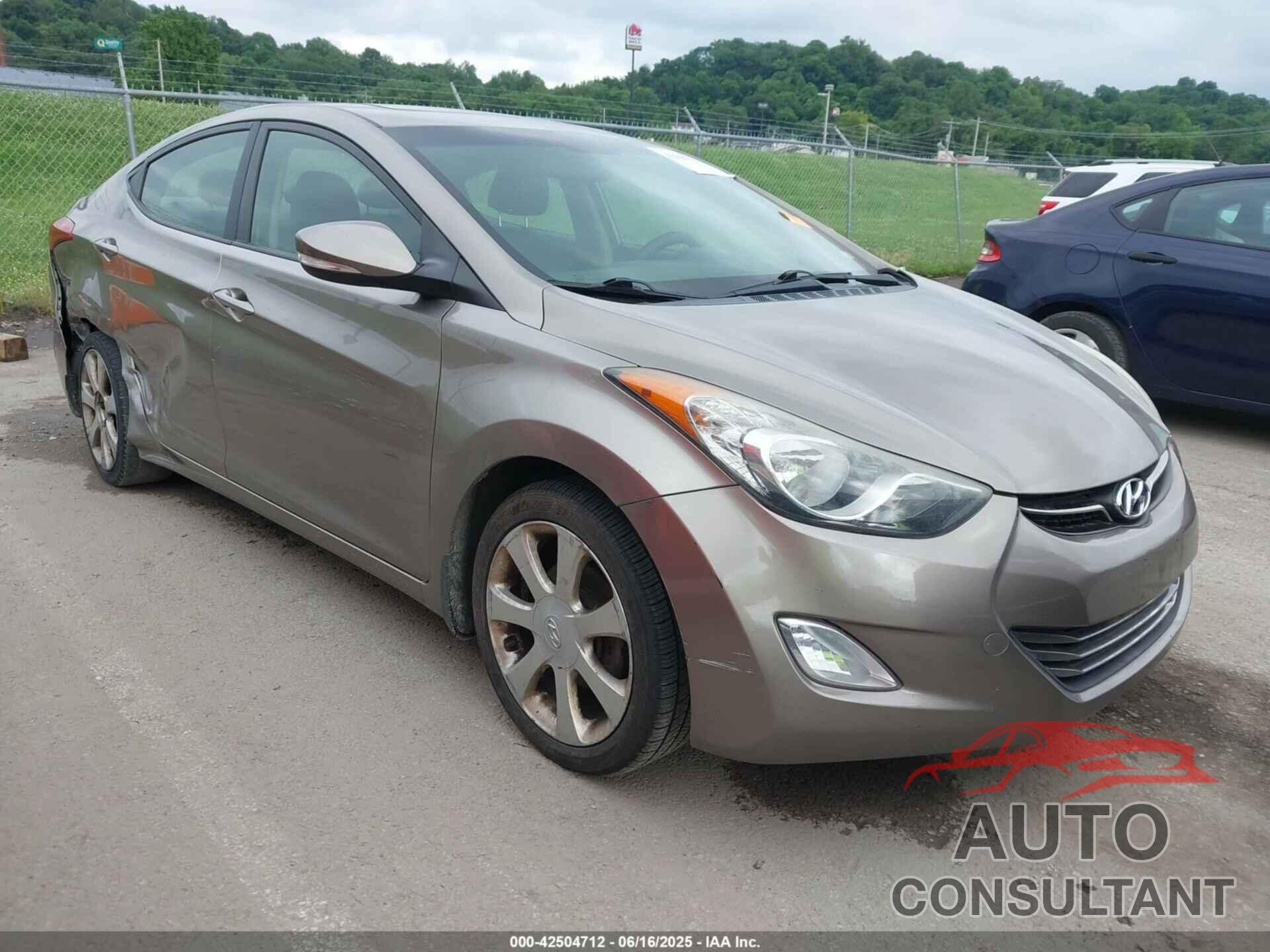 HYUNDAI ELANTRA 2013 - 5NPDH4AE9DH167591