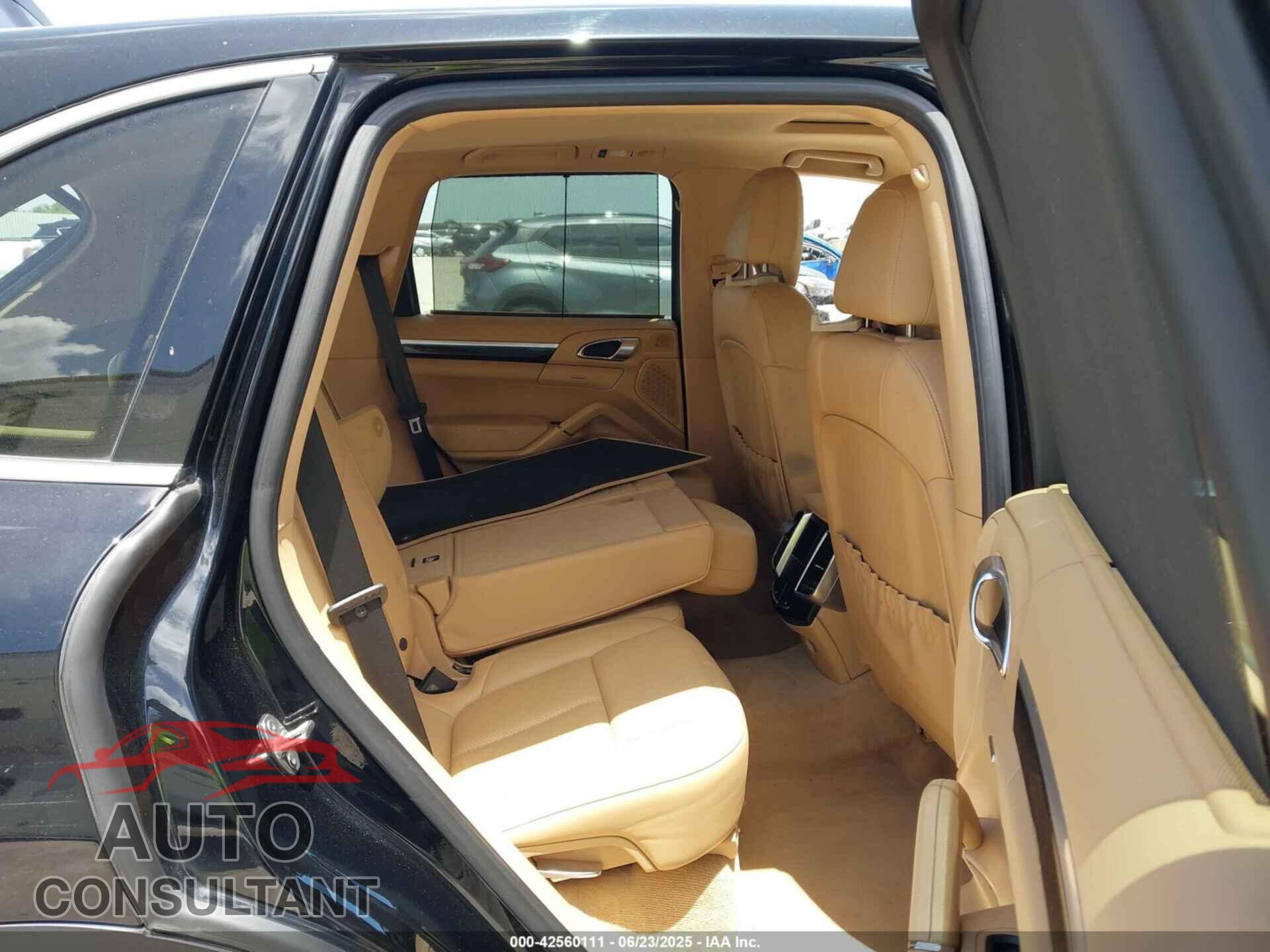 PORSCHE CAYENNE 2013 - WP1AA2A23DLA13020