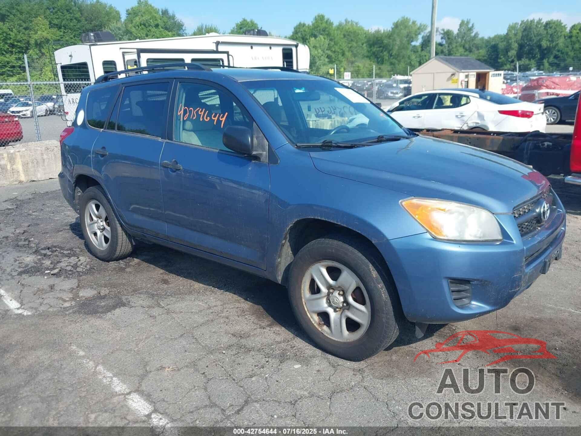 TOYOTA RAV4 2009 - JTMBF33V195003036