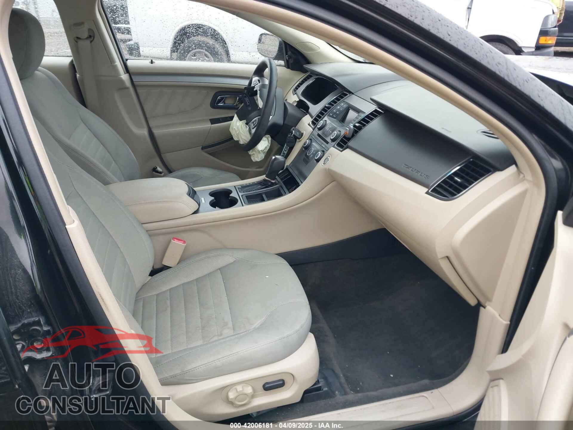 FORD TAURUS 2013 - 1FAHP2D82DG234363