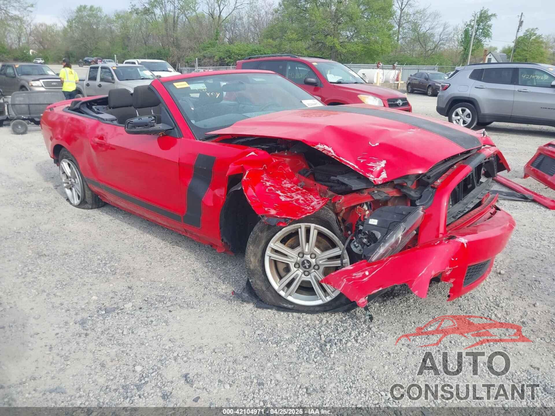 FORD MUSTANG 2014 - 1ZVBP8EM3E5208282