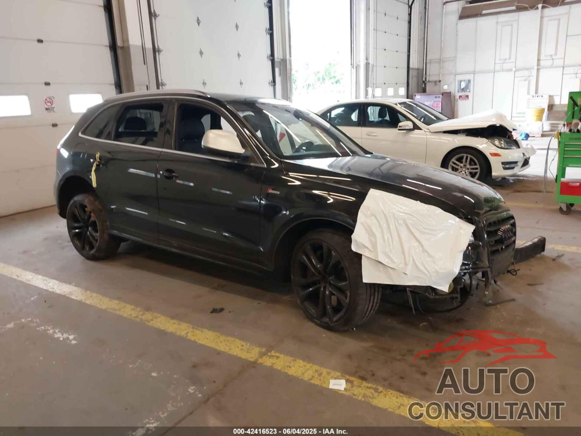 AUDI SQ5 2014 - WA1CGAFP2EA093926