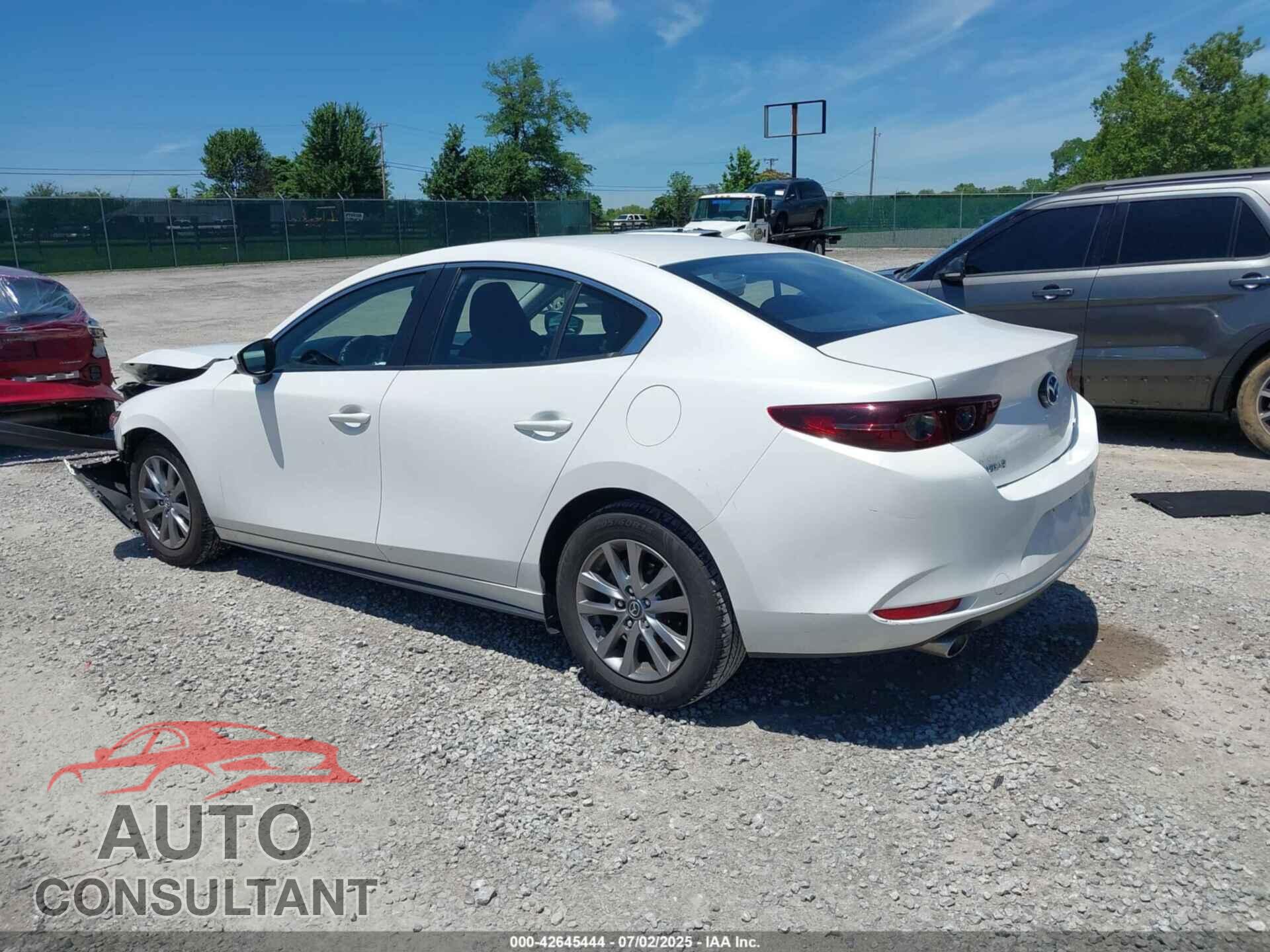 MAZDA MAZDA3 2019 - JM1BPABL7K1123048