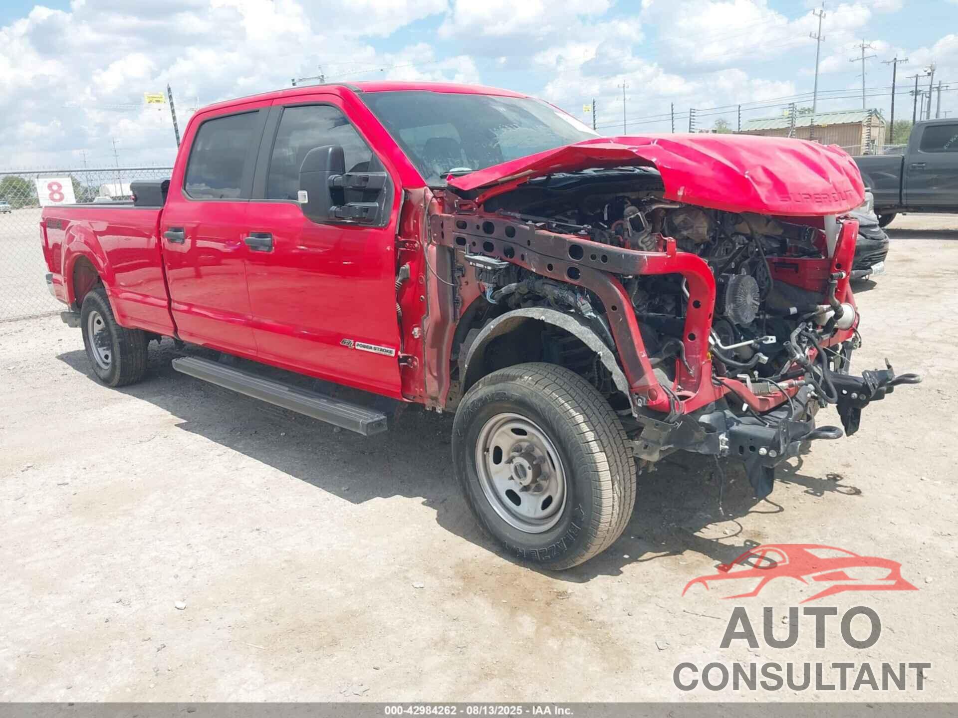 FORD F-350 2022 - 1FT8W3BT8NEC85647
