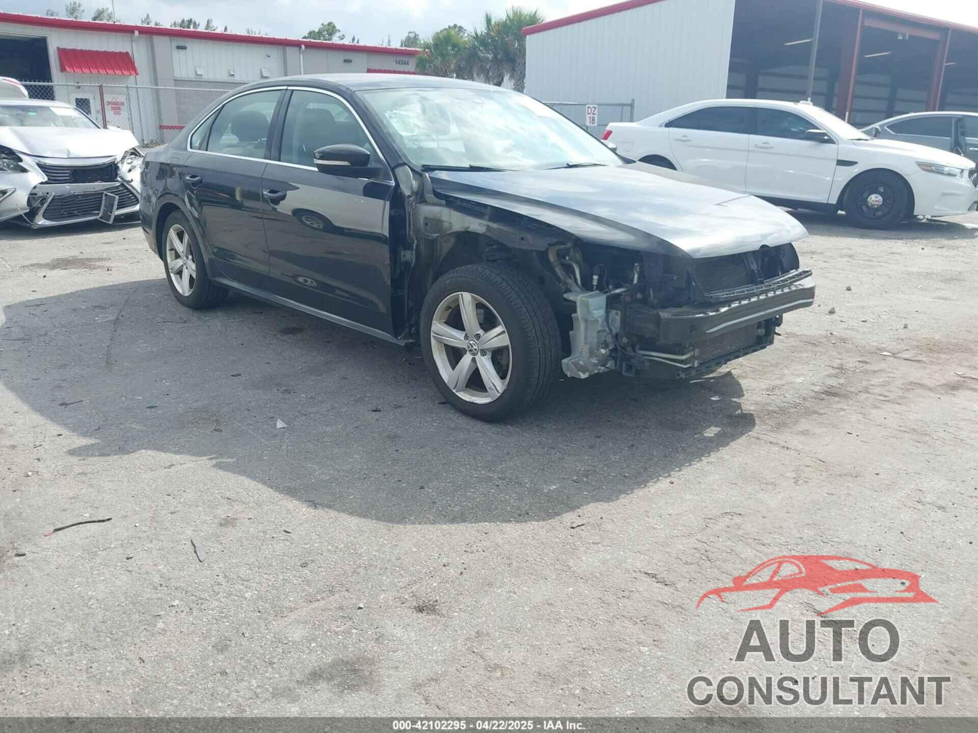 VOLKSWAGEN PASSAT 2014 - 1VWAT7A30EC041728
