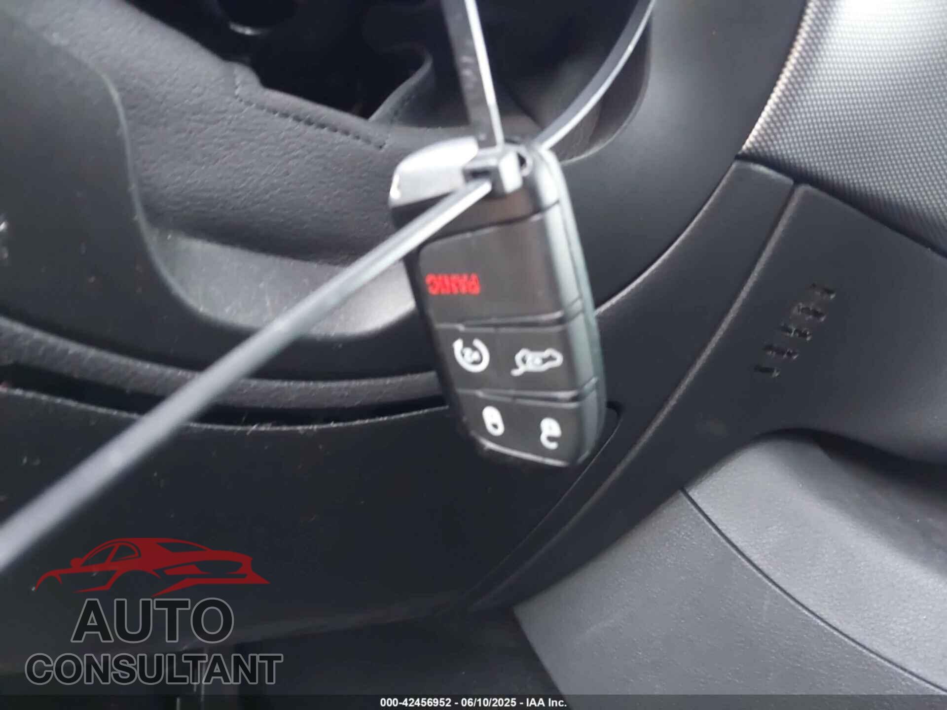 DODGE DURANGO 2019 - 1C4SDJCT8KC663679