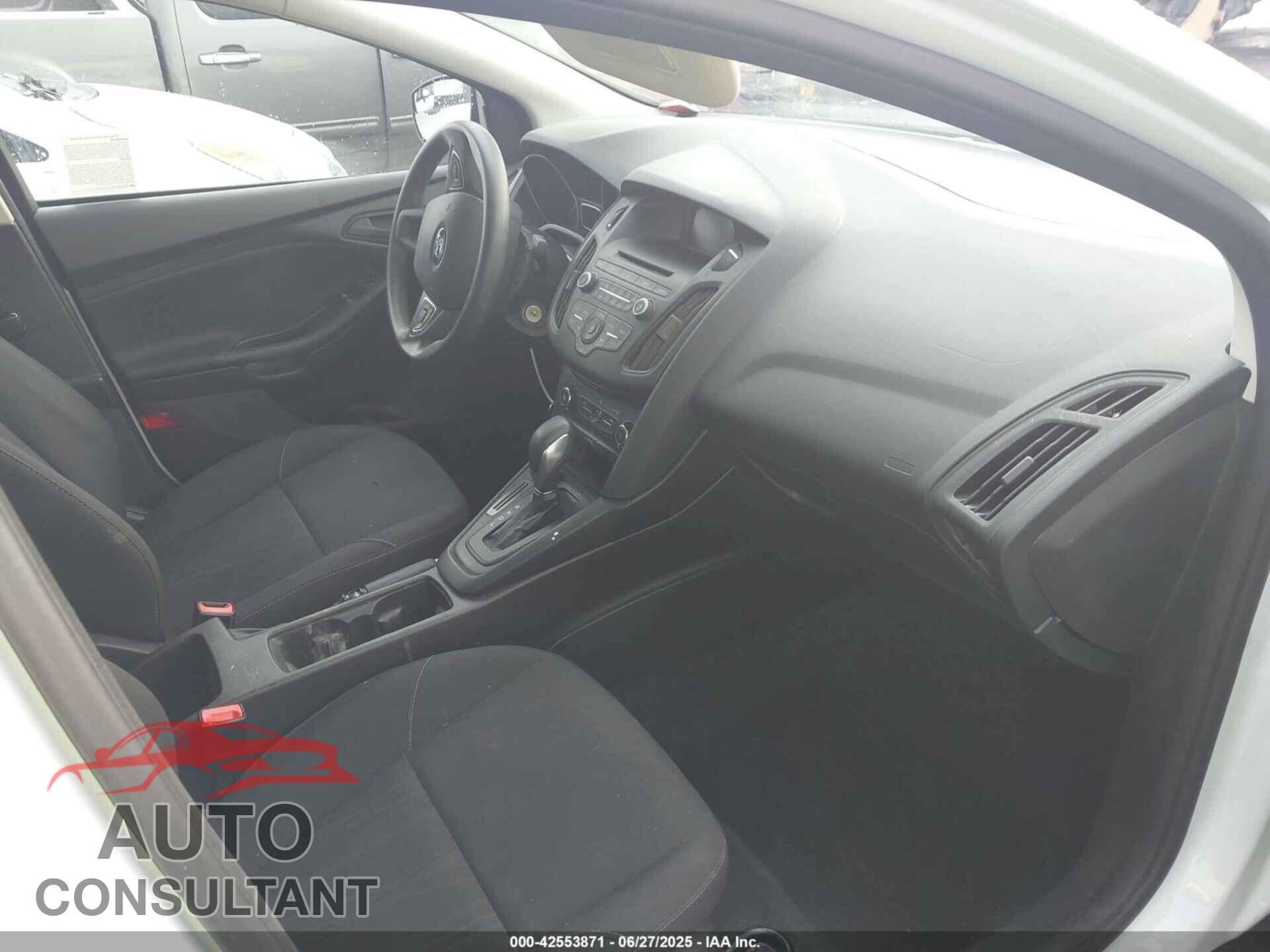 FORD FOCUS 2016 - 1FADP3E24GL383965
