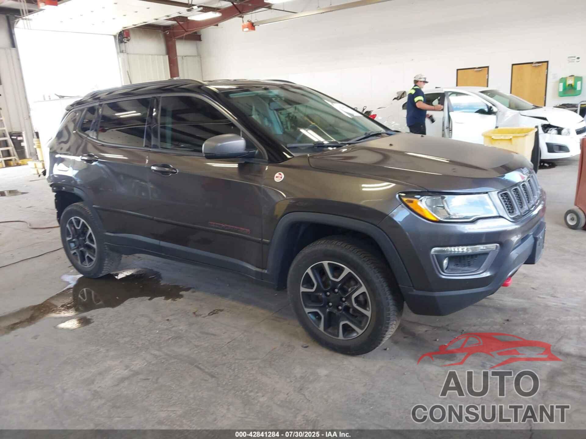 JEEP COMPASS 2019 - 3C4NJDDB1KT690336