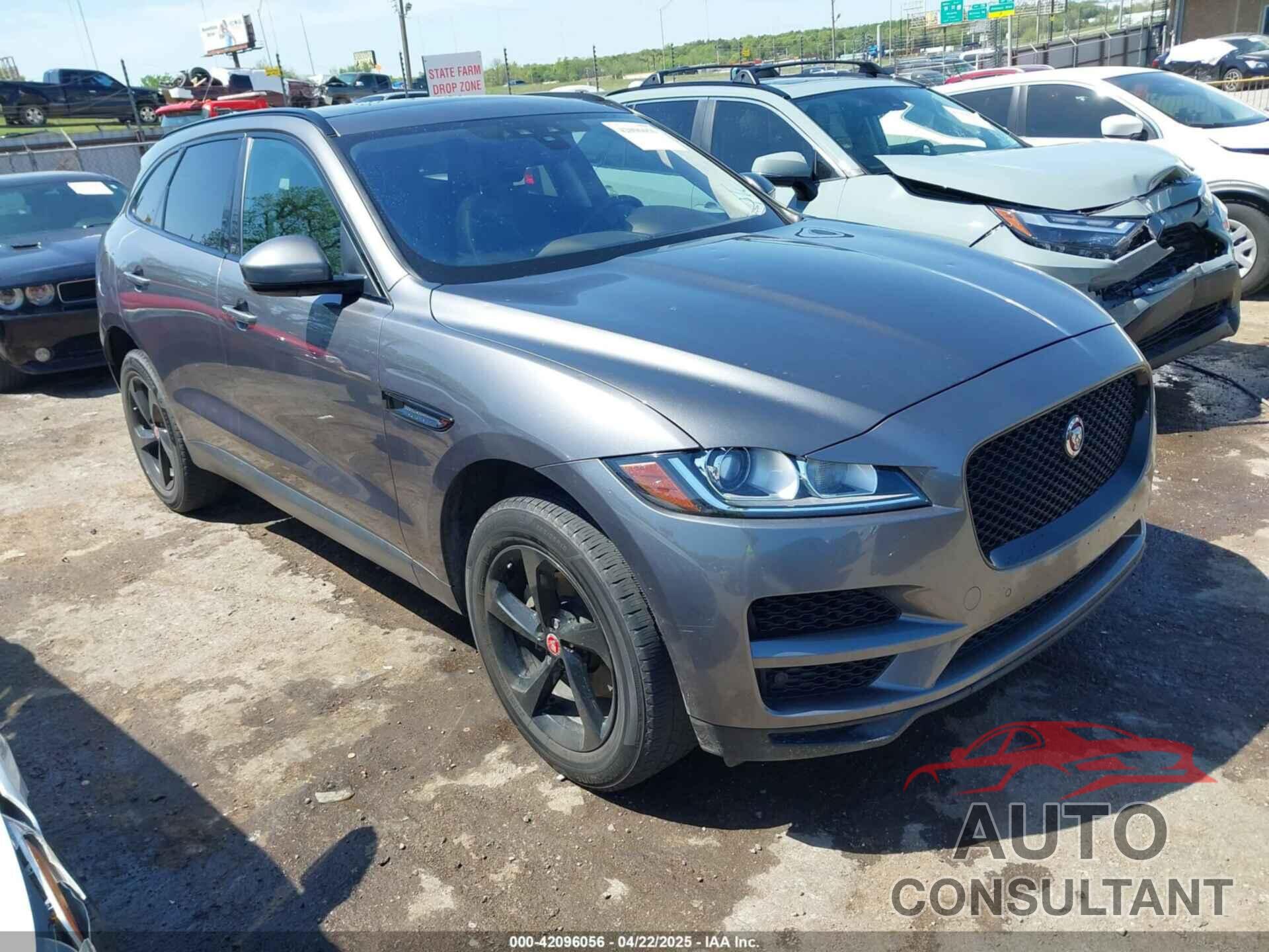 JAGUAR F-PACE 2019 - SADCJ2FX4KA395439