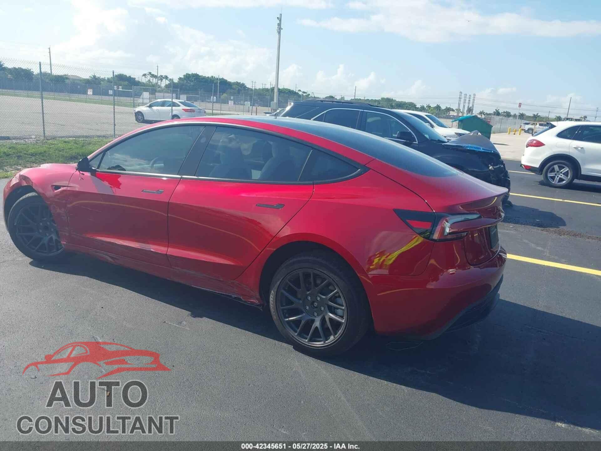 TESLA MODEL 3 2025 - 5YJ3E1EA6SF967254