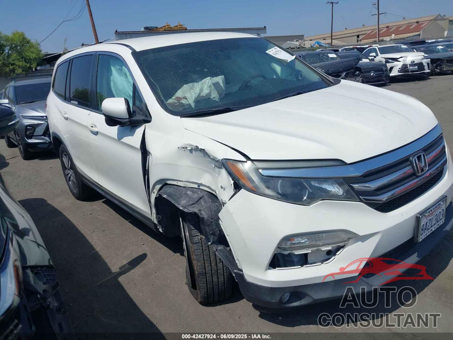 HONDA PILOT 2017 - 5FNYF5H32HB025864