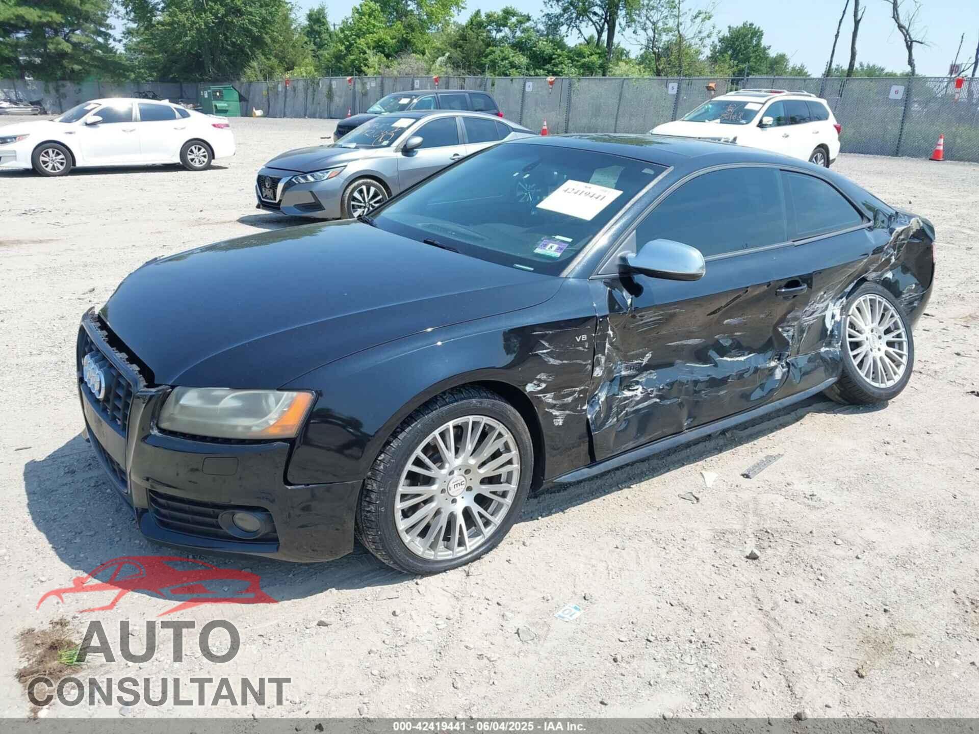 AUDI S5 2011 - WAUCVAFR4BA044801