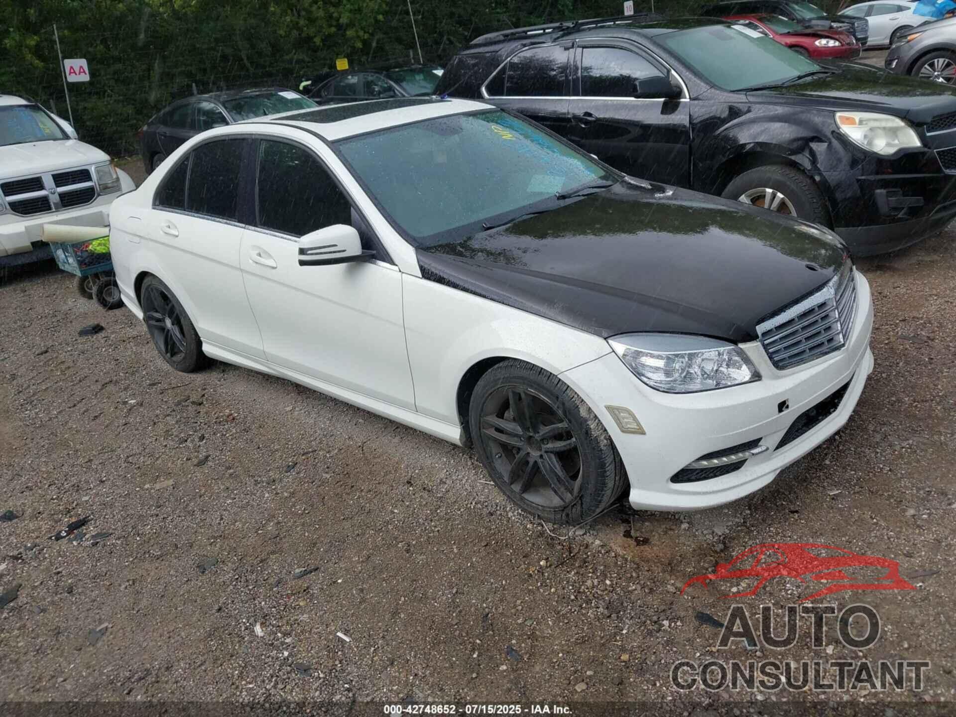 MERCEDES-BENZ C 350 2011 - WDDGF5GB9BR181136