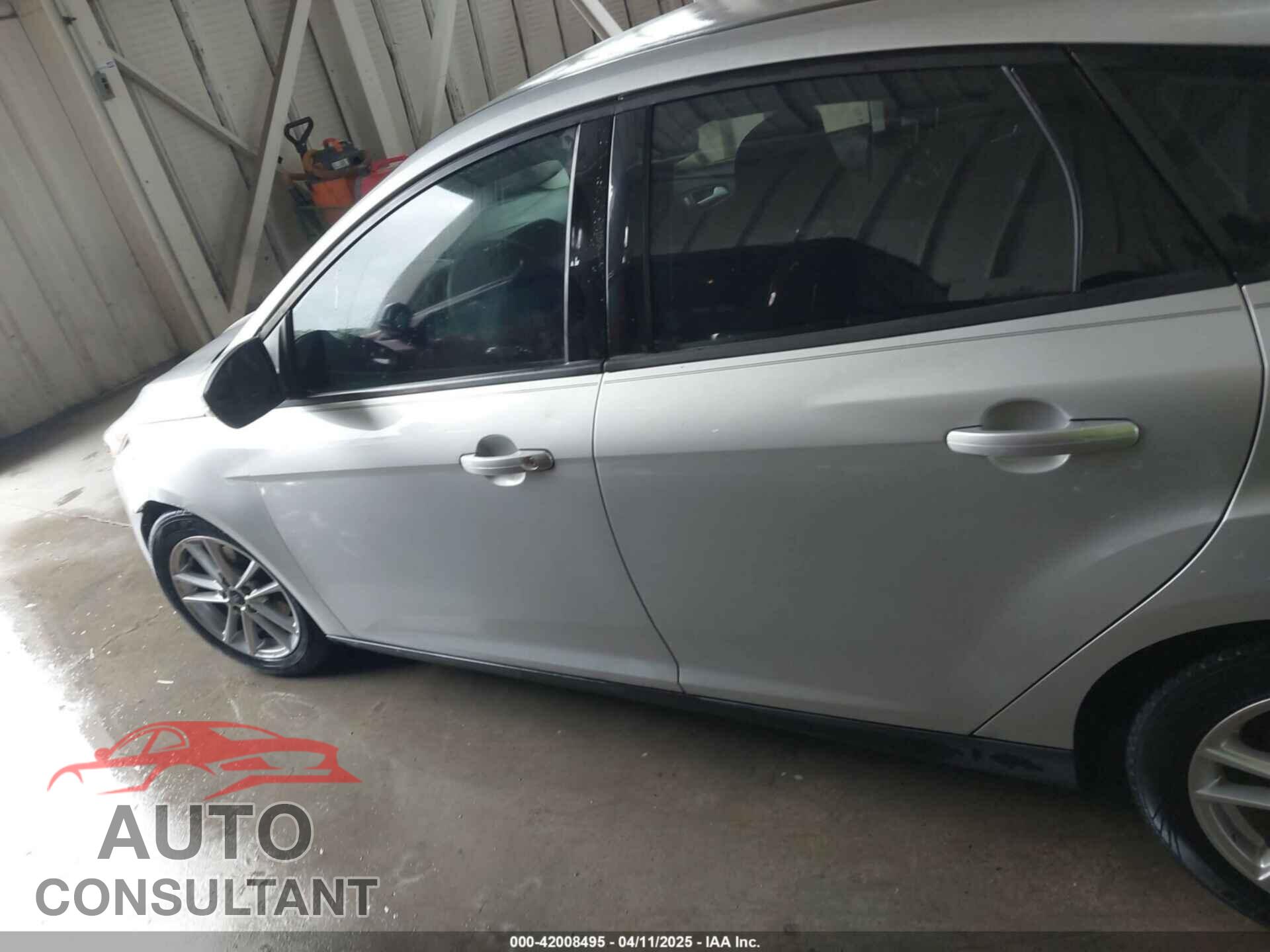 FORD FOCUS 2016 - 1FADP3K21GL236460