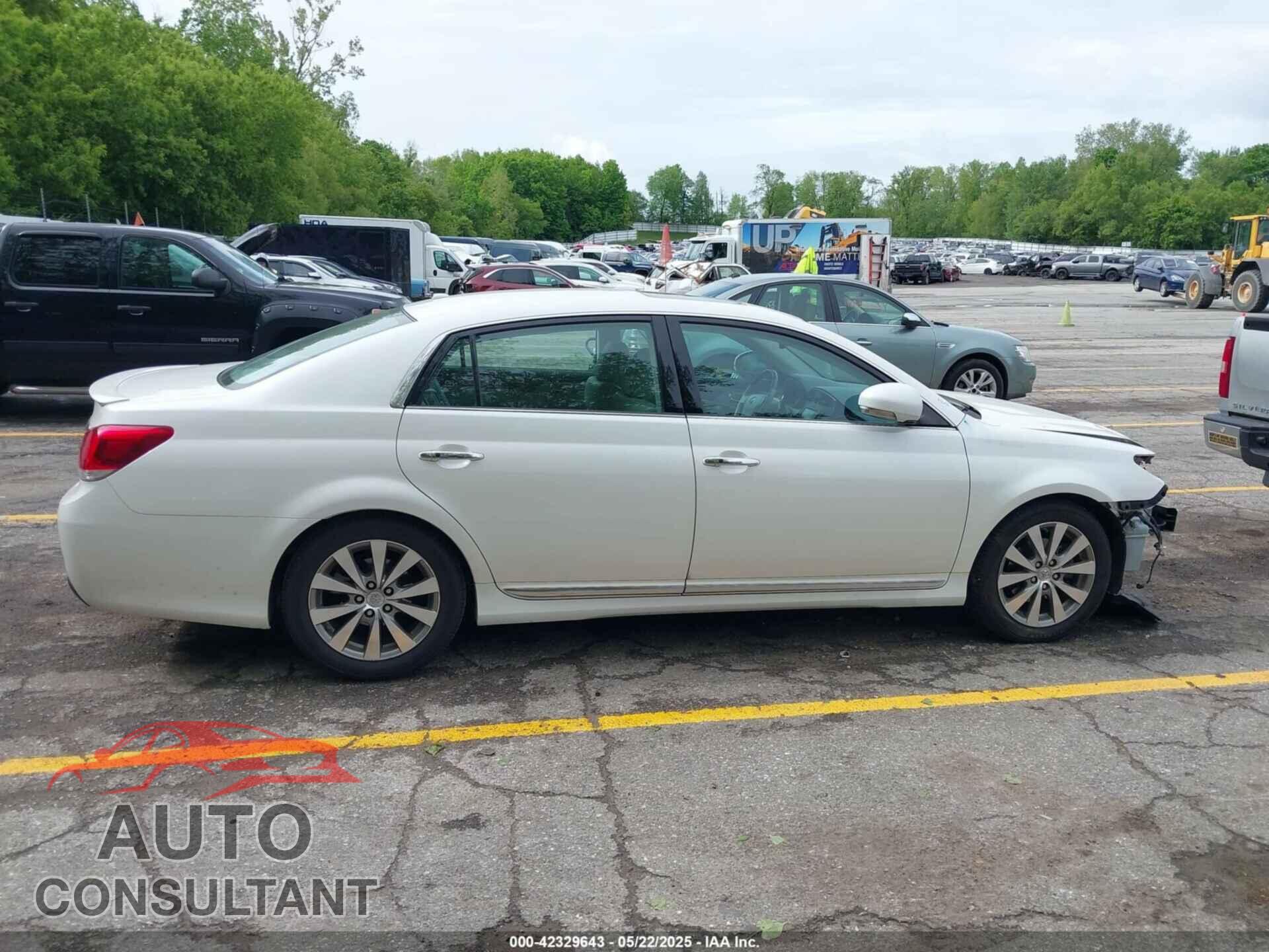 TOYOTA AVALON 2011 - 4T1BK3DB3BU401064