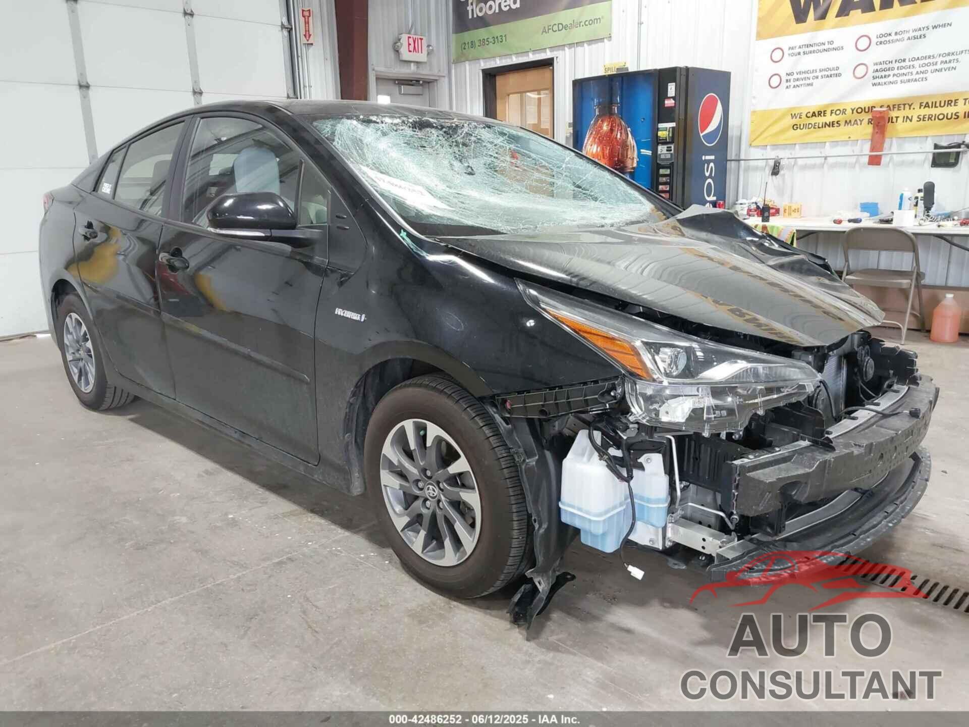 TOYOTA PRIUS 2022 - JTDKAMFU2N3186072
