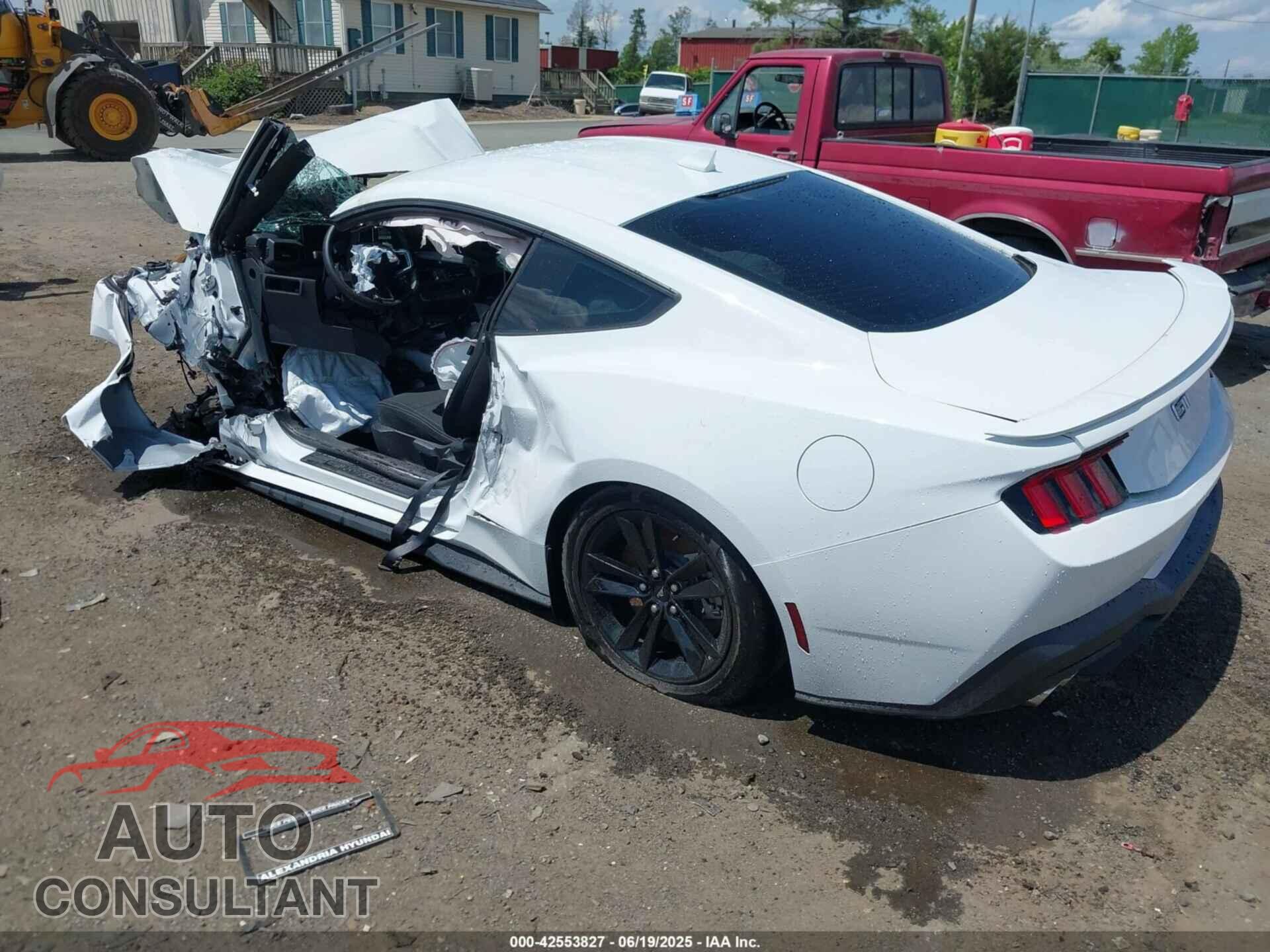 FORD MUSTANG 2024 - 1FA6P8CF1R5428122
