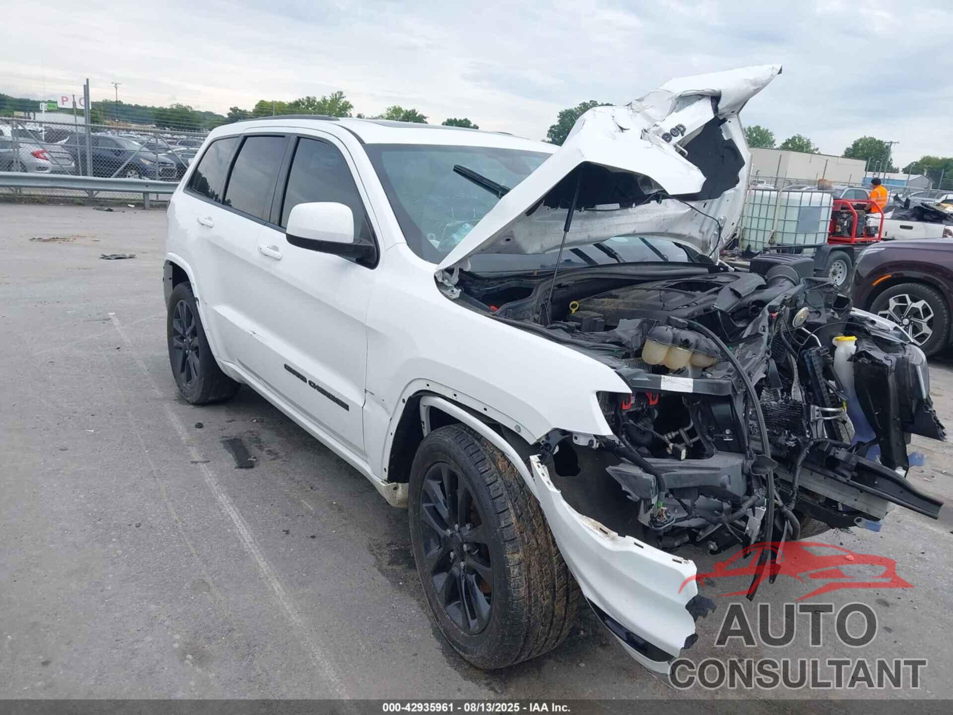 JEEP GRAND CHEROKEE 2020 - 1C4RJEAG3LC391807