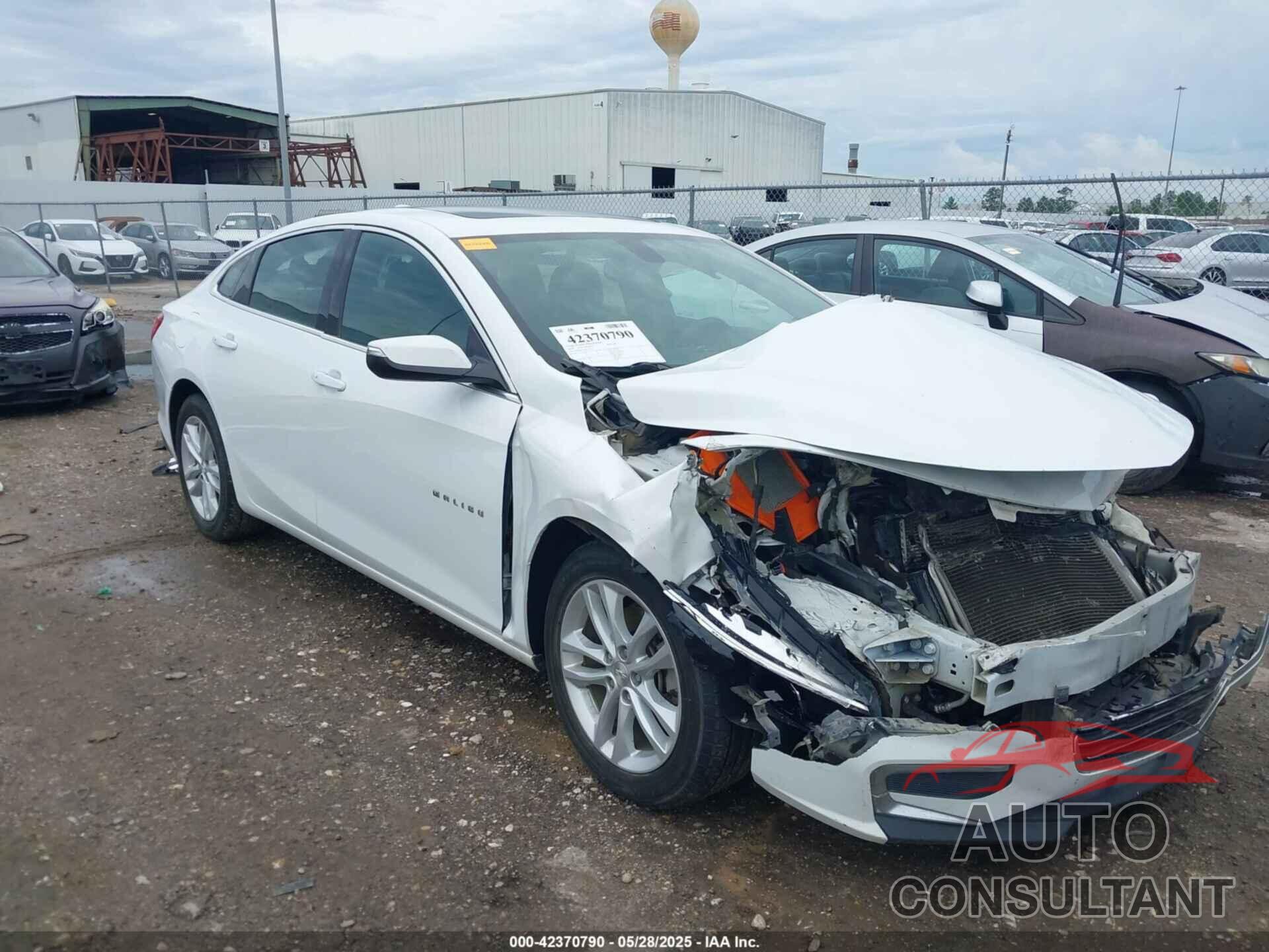 CHEVROLET MALIBU 2018 - 1G1ZD5ST3JF147355