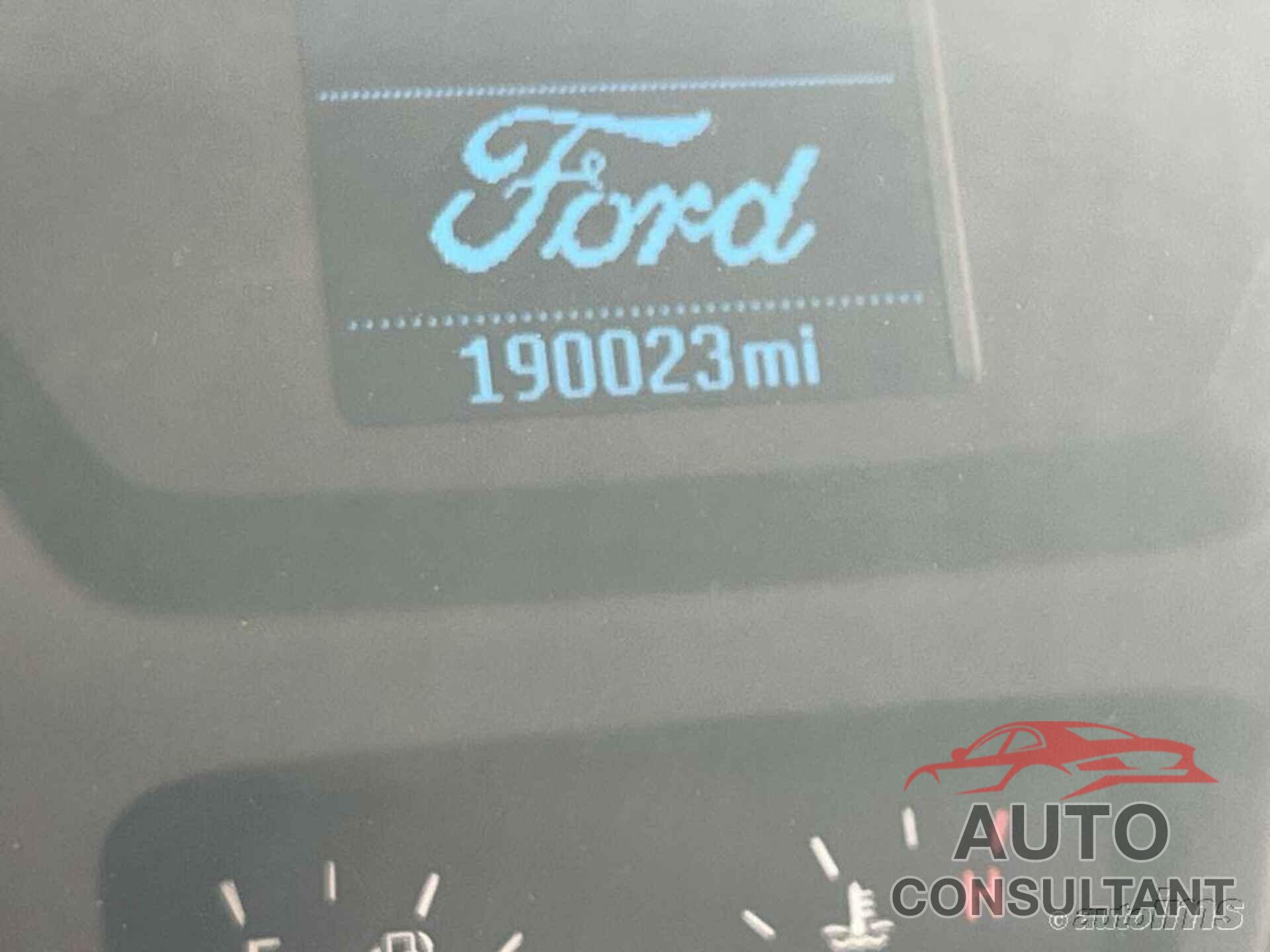 FORD TRANSIT 2019 - 1FTYE1YM5KKB40179