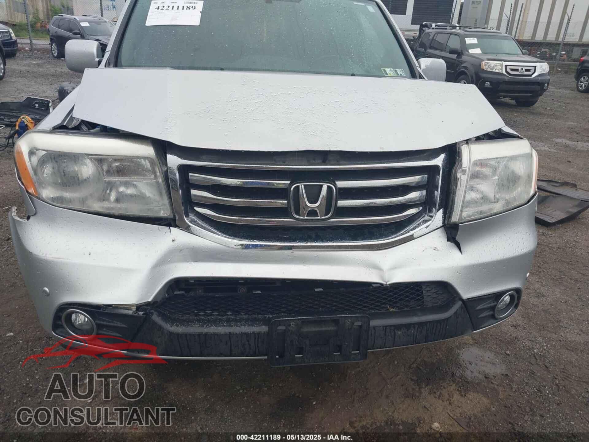 HONDA PILOT 2013 - 5FNYF4H96DB051005