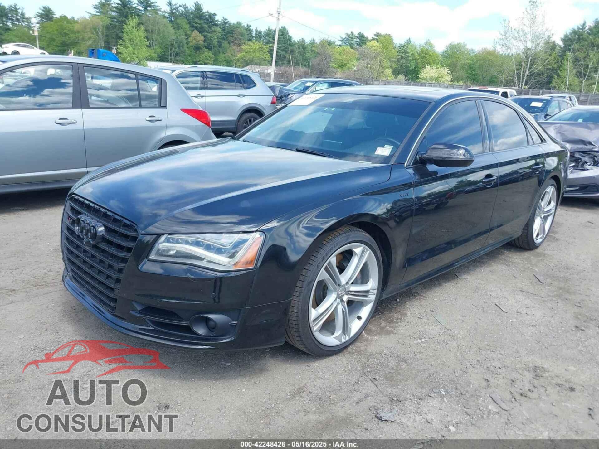 AUDI S8 2013 - WAUD2AFD0DN010609