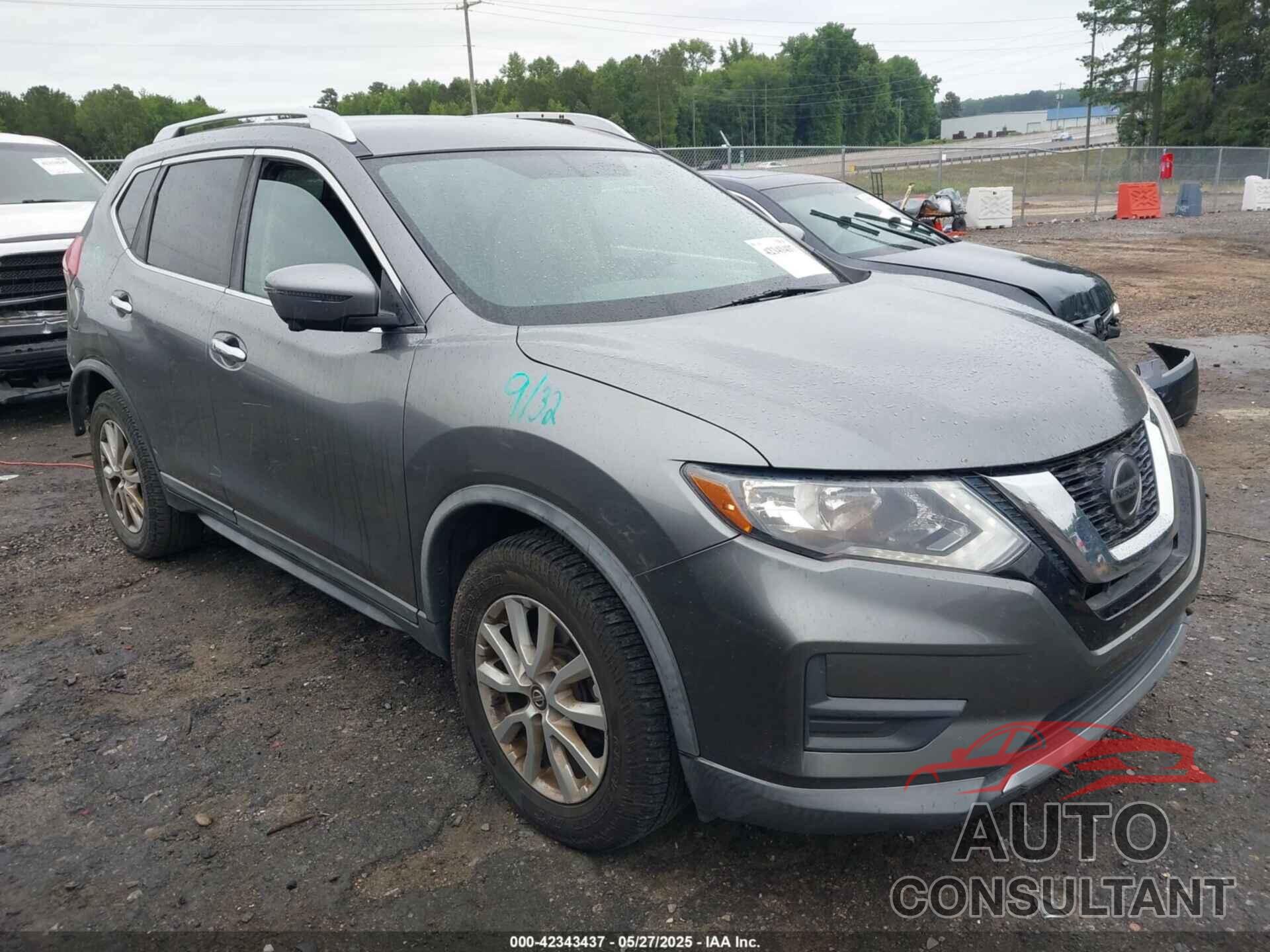 NISSAN ROGUE 2018 - KNMAT2MV3JP546720