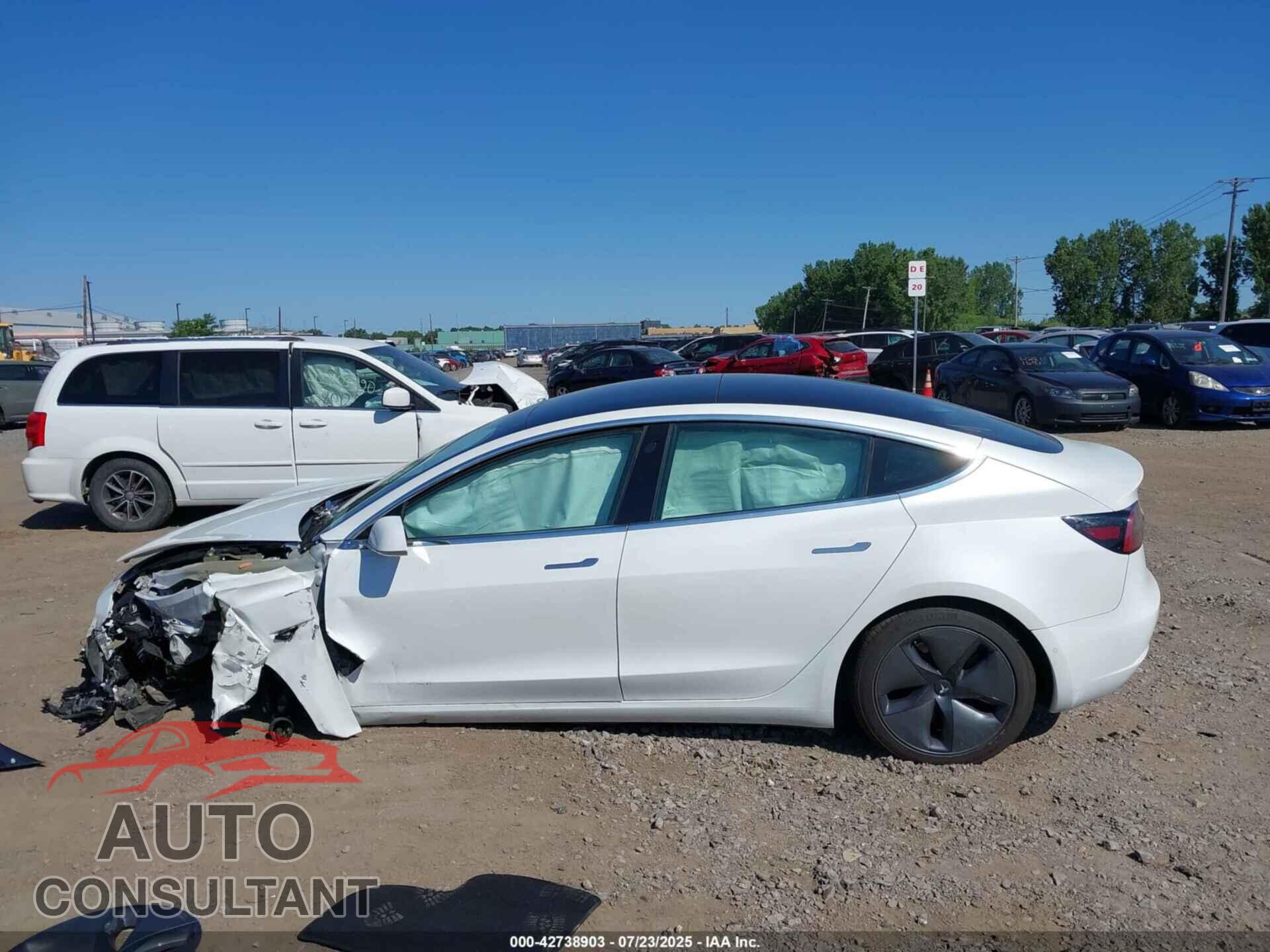TESLA MODEL 3 2019 - 5YJ3E1EB2KF421429