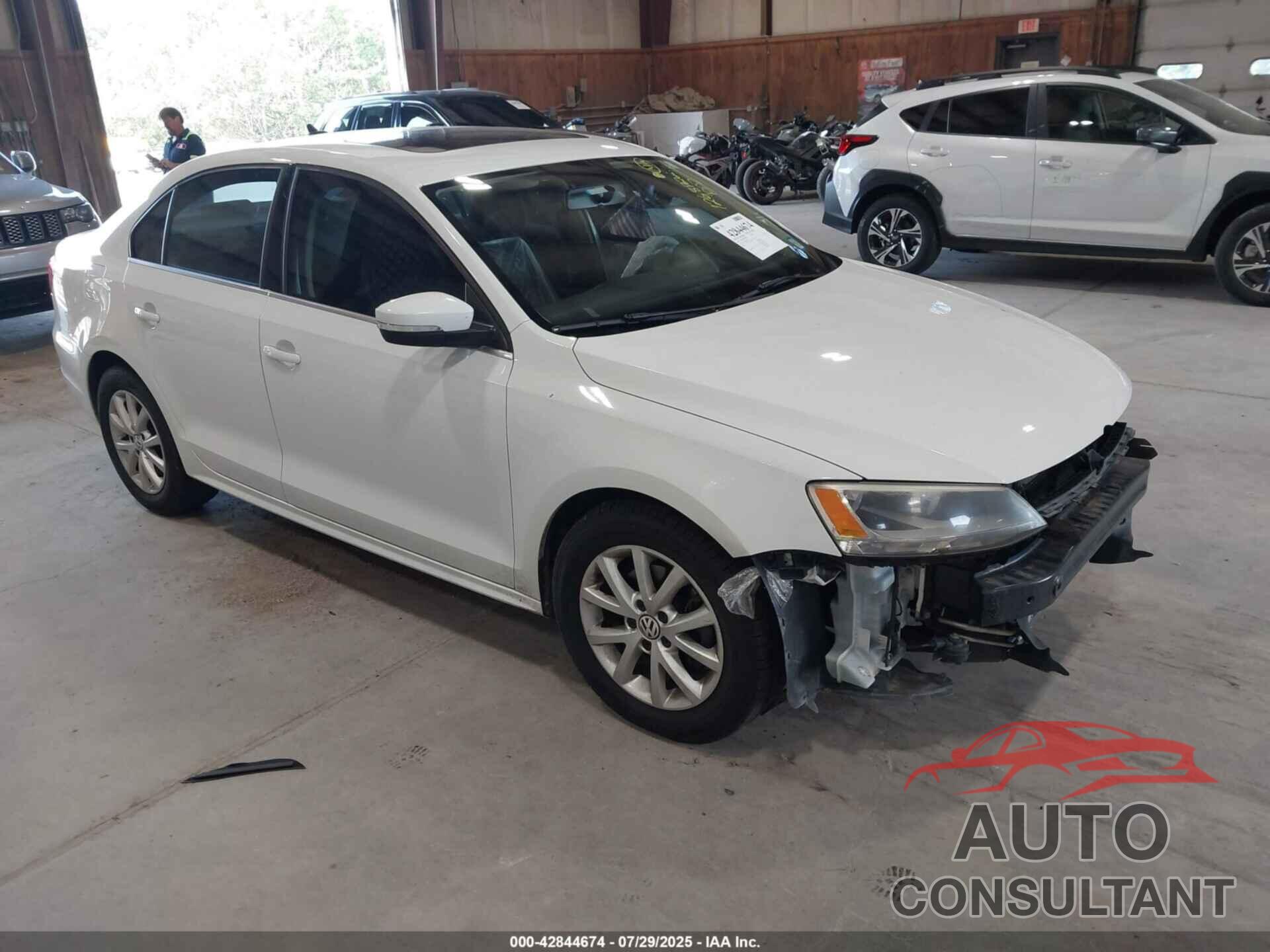 VOLKSWAGEN JETTA 2014 - 3VWD17AJ5EM430414