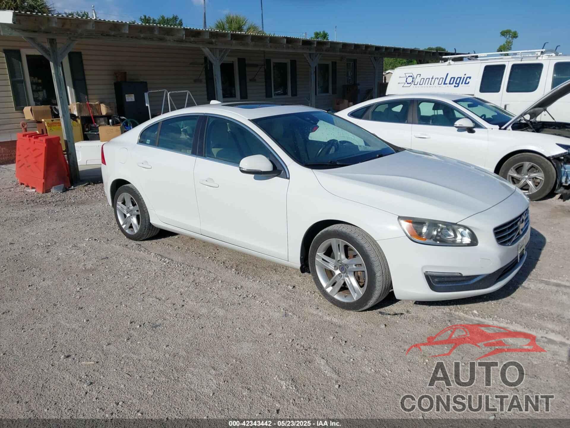 VOLVO S60 2015 - YV1612TB5F1301506