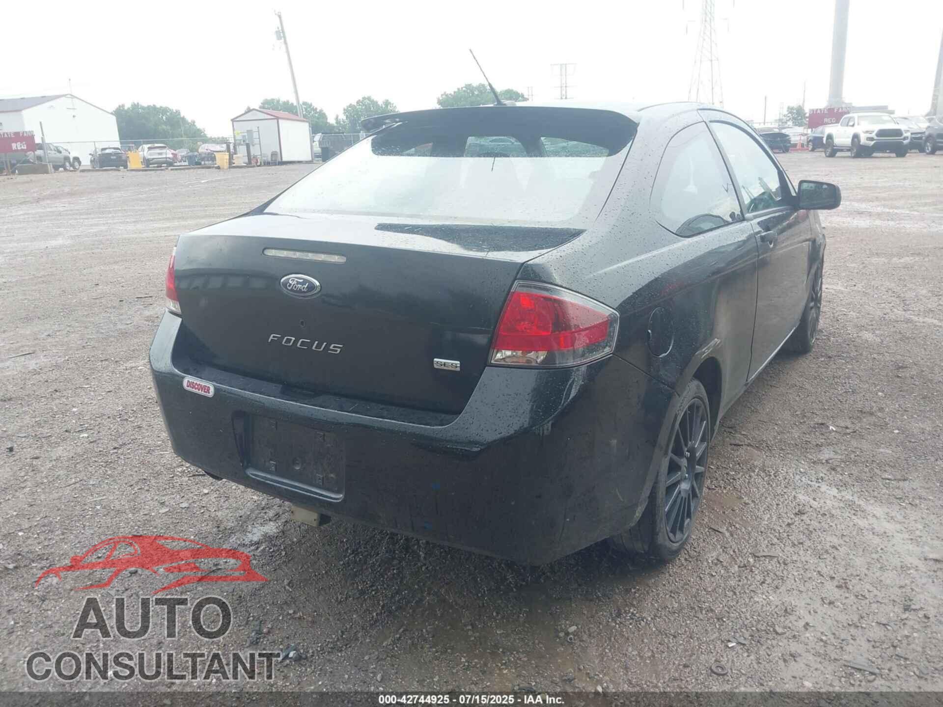 FORD FOCUS 2009 - 1FAHP33N69W148208