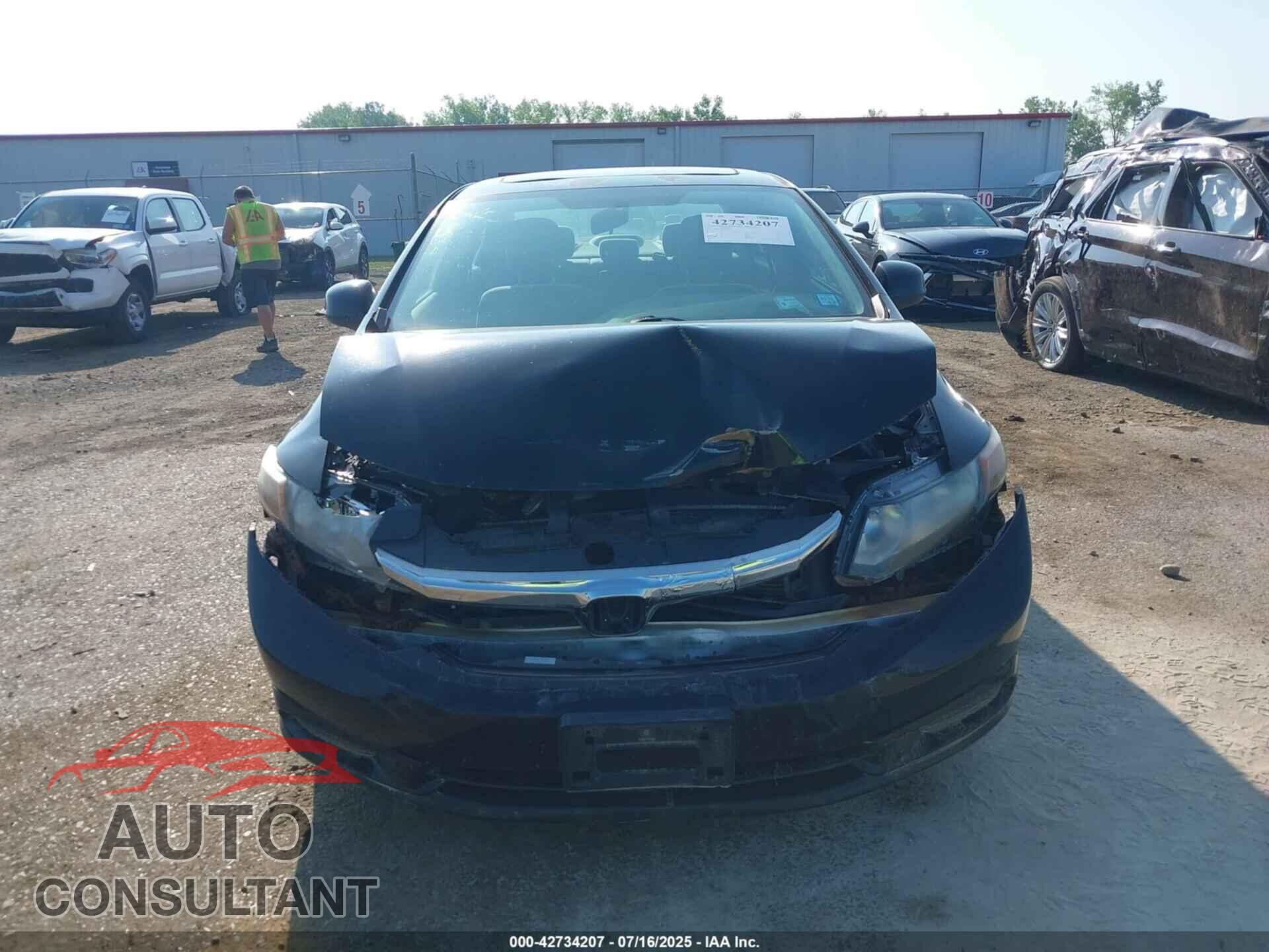 HONDA CIVIC 2012 - 2HGFB2F88CH508103