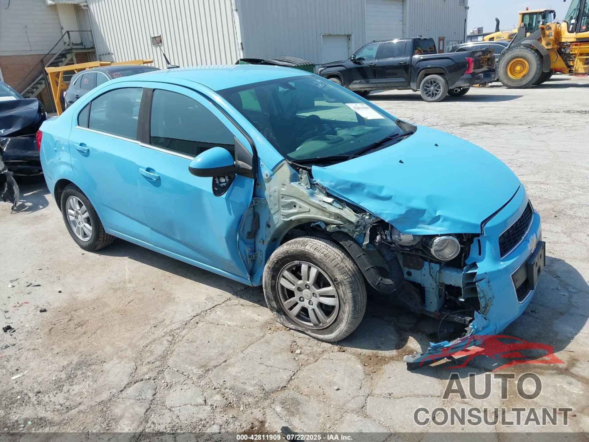 CHEVROLET SONIC 2014 - 1G1JC5SH1E4174325